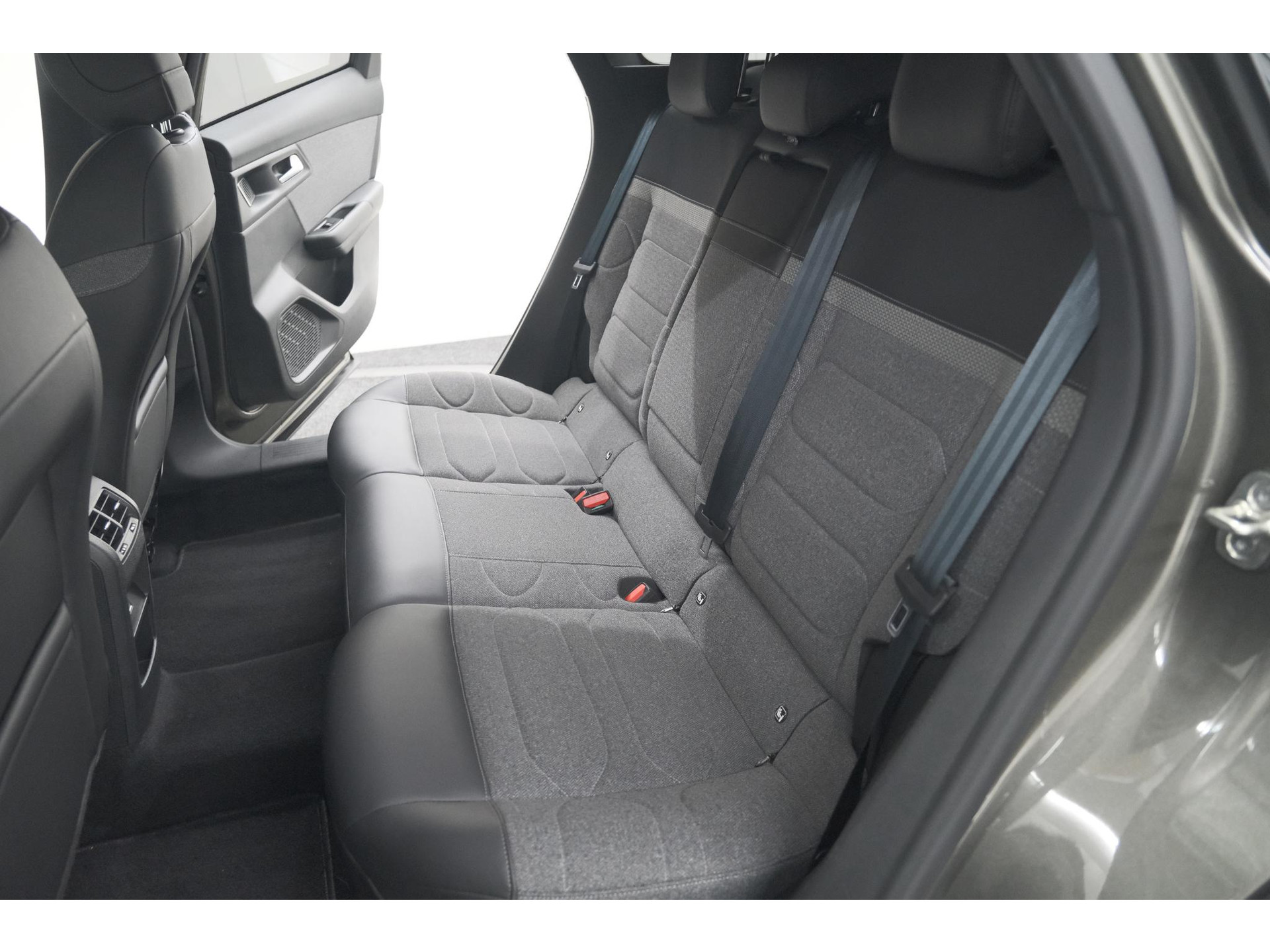 Citroen C5 X 1.6 Plug-in Hybrid 225 Business | Parkeersensoren | Navigatie | Apple Carplay