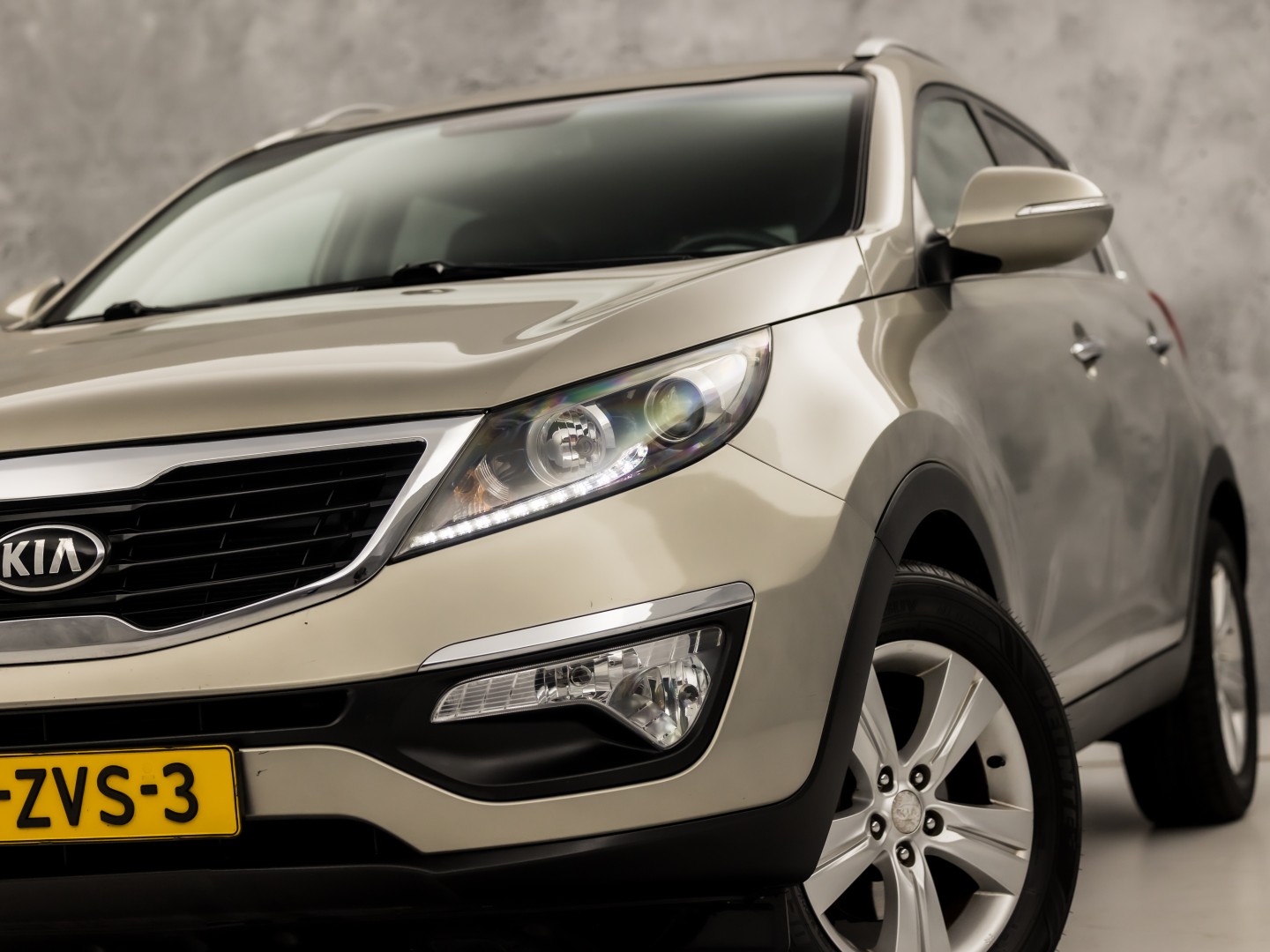 Kia Sportage 1.6 GDI Super Pack Sport (NAVIGATIE, CAMERA, CLIMATE, LEDER, SPORTSTOELEN, CRUISE, GETINT GLAS, NIEUWSTAAT)