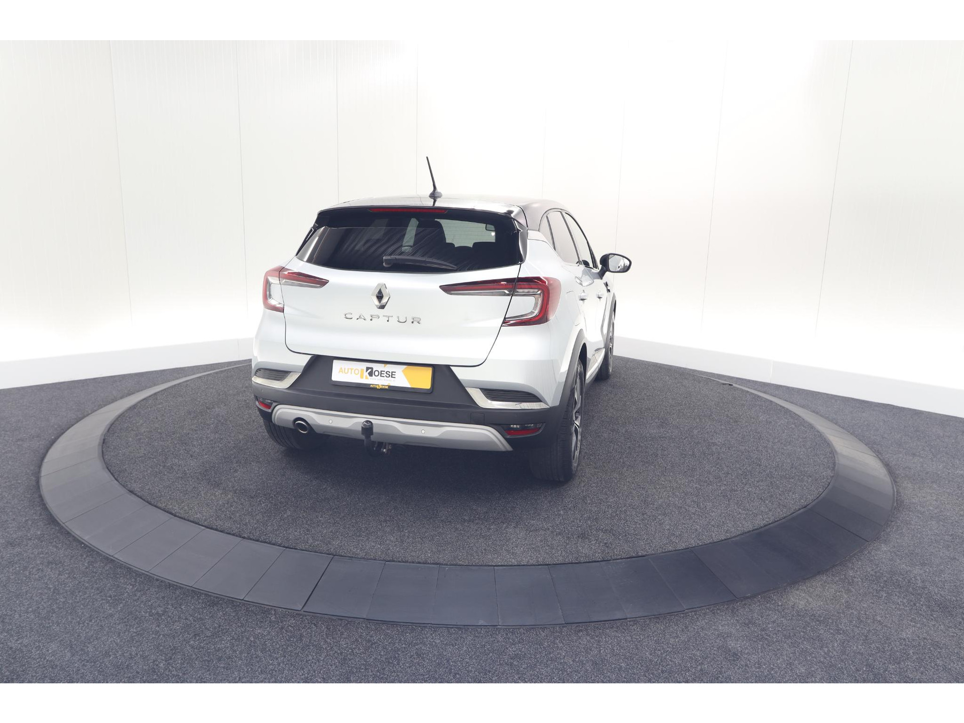 Renault Captur TCe 90 Intens | Trekhaak | Camera | Navigatie | Parkeersensoren | Apple Carplay