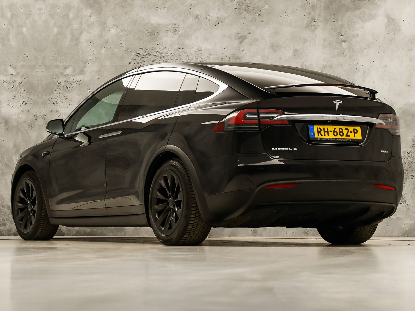 Tesla Model X 100D 7 Persoons 417Pk (AUTOPILOT, LUCHTVERING, STUUR/STOELVERWARMING, CAMERA, ADAPTIVE CRUISE, KEYLESS ENTRY, NIEUWSTAAT)