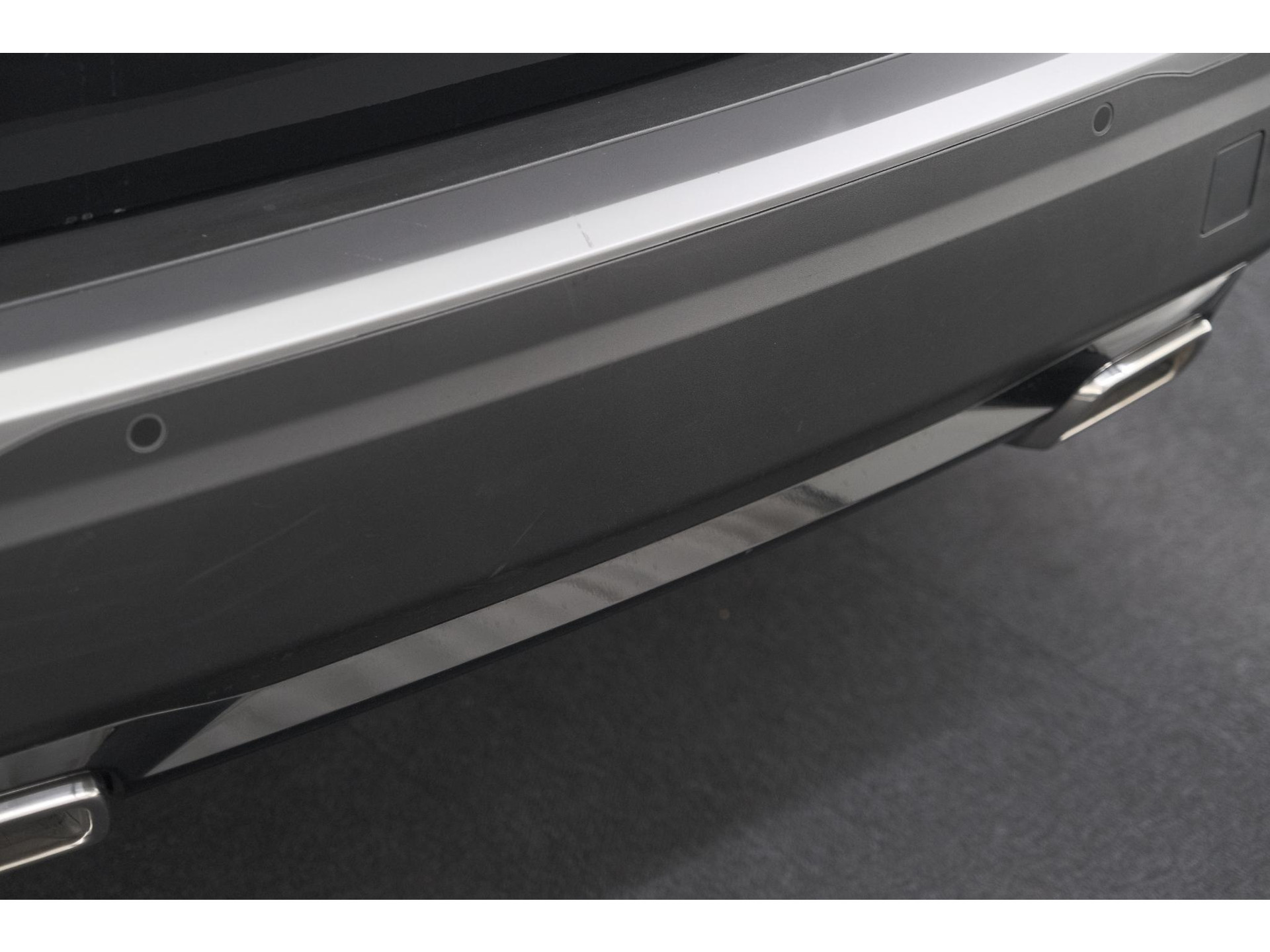 Peugeot 2008 1.2 Hybrid 136 Style | Apple Carplay | Parkeersensoren | Climate control