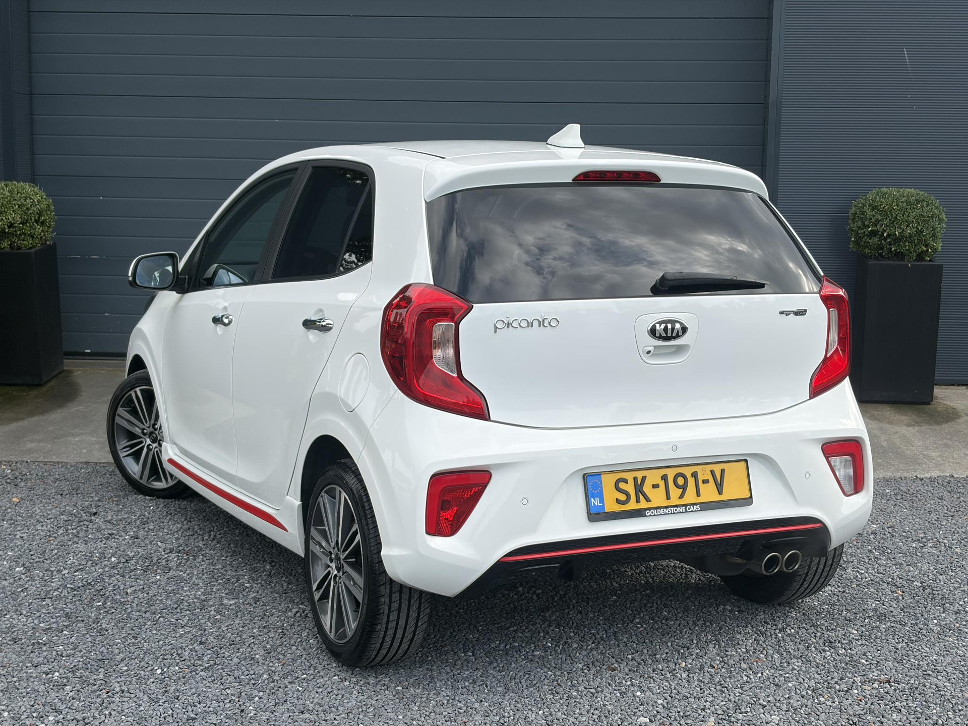 Kia Picanto 1.0 T-GDI GT-Line ✓102pk✓Draadloze telefoonlader✓Carplay✓2e Eigenaar✓Keyless✓Camera✓Stoelverw-Stuurverw✓Leder✓Navi✓Airco✓Cruise✓Lm velgen✓Pdc✓N.A.P✓Net beurt gehad✓Apk tot 09-2027