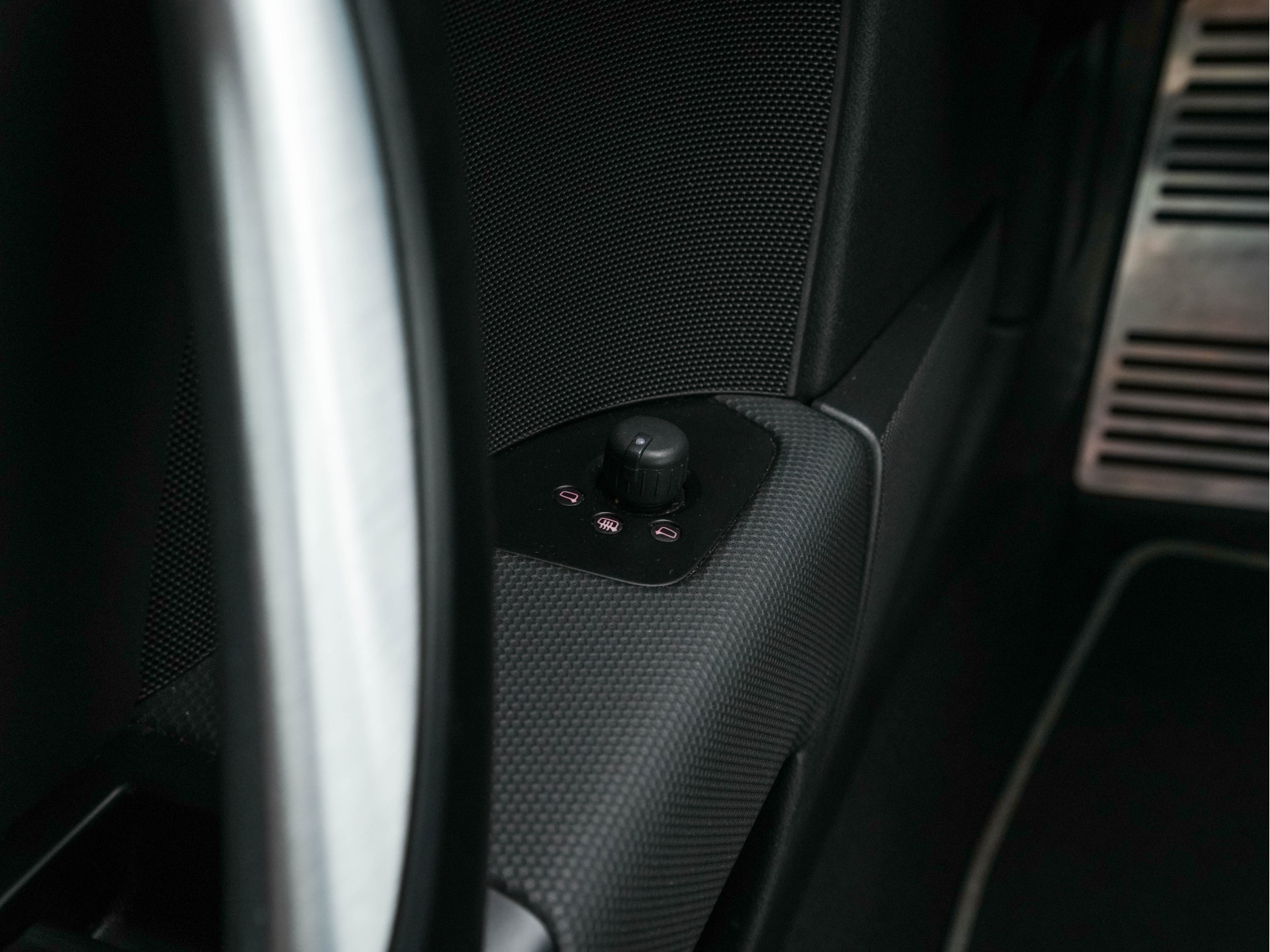 Audi TTS 2.0 T Pro Line *NAPPA-LEATHER  | XENON | ECC | PRIVACY-GLASS | CRUISE | HEATED-SPORTSEATS | SHIFT-PADDLES | 19''ALU*