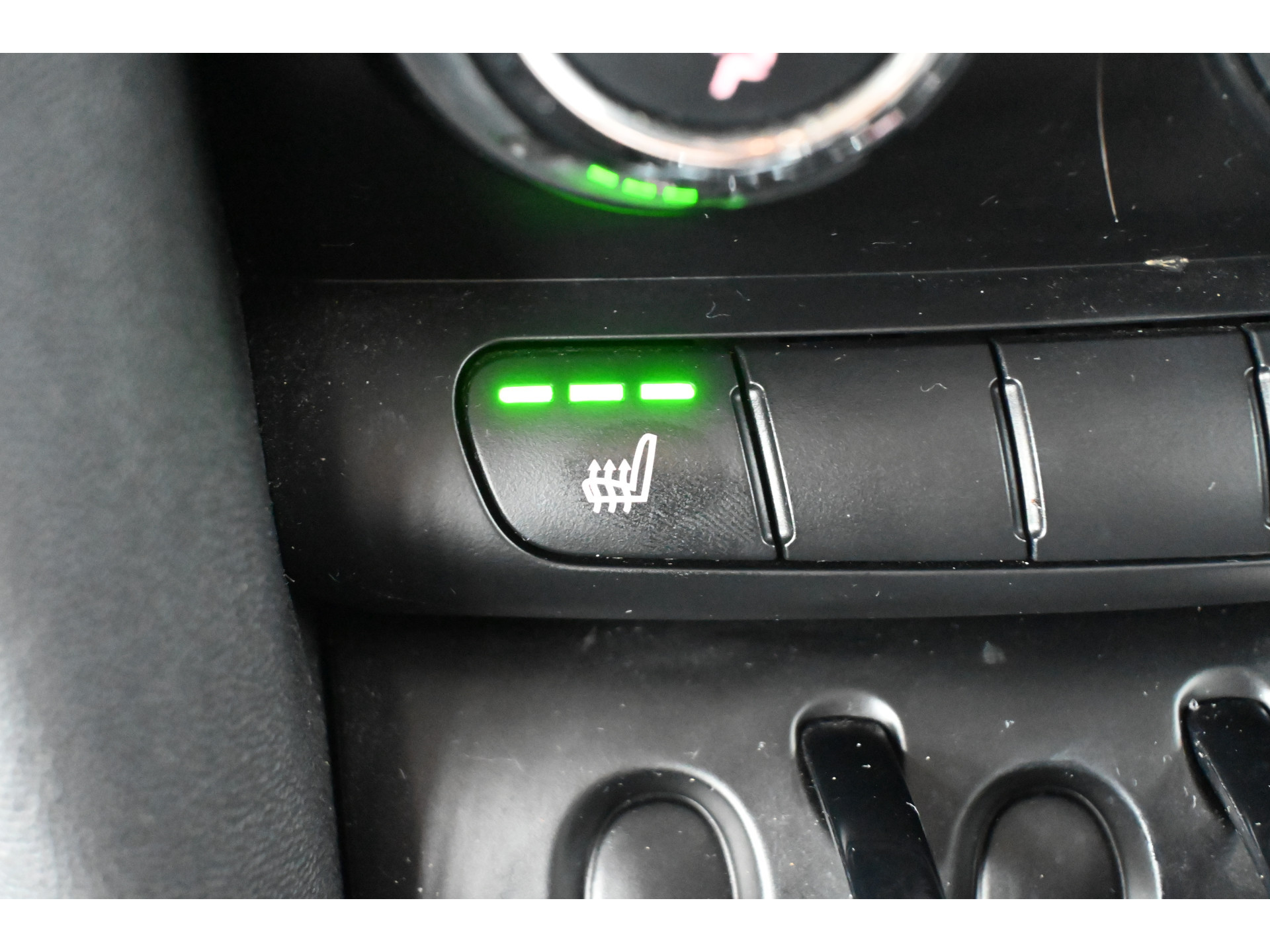 MINI 3-Deurs 1.2 One Business Airco Cruise Lichtmetaal PDC Stoelverwarming Rijklaarprijs! Inruil Mogelijk!