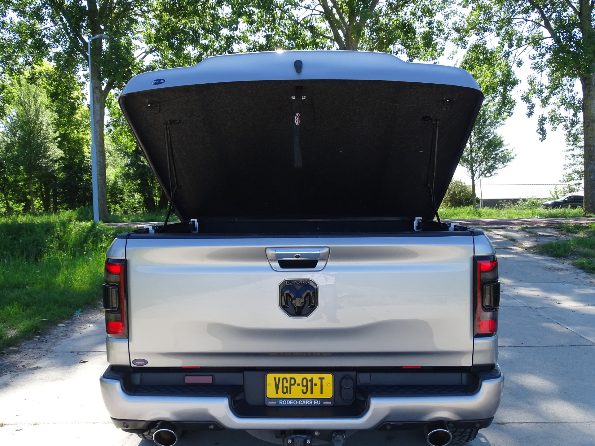 Dodge Ram 1500 5.7 V8 4x4 Crew Cab Limited