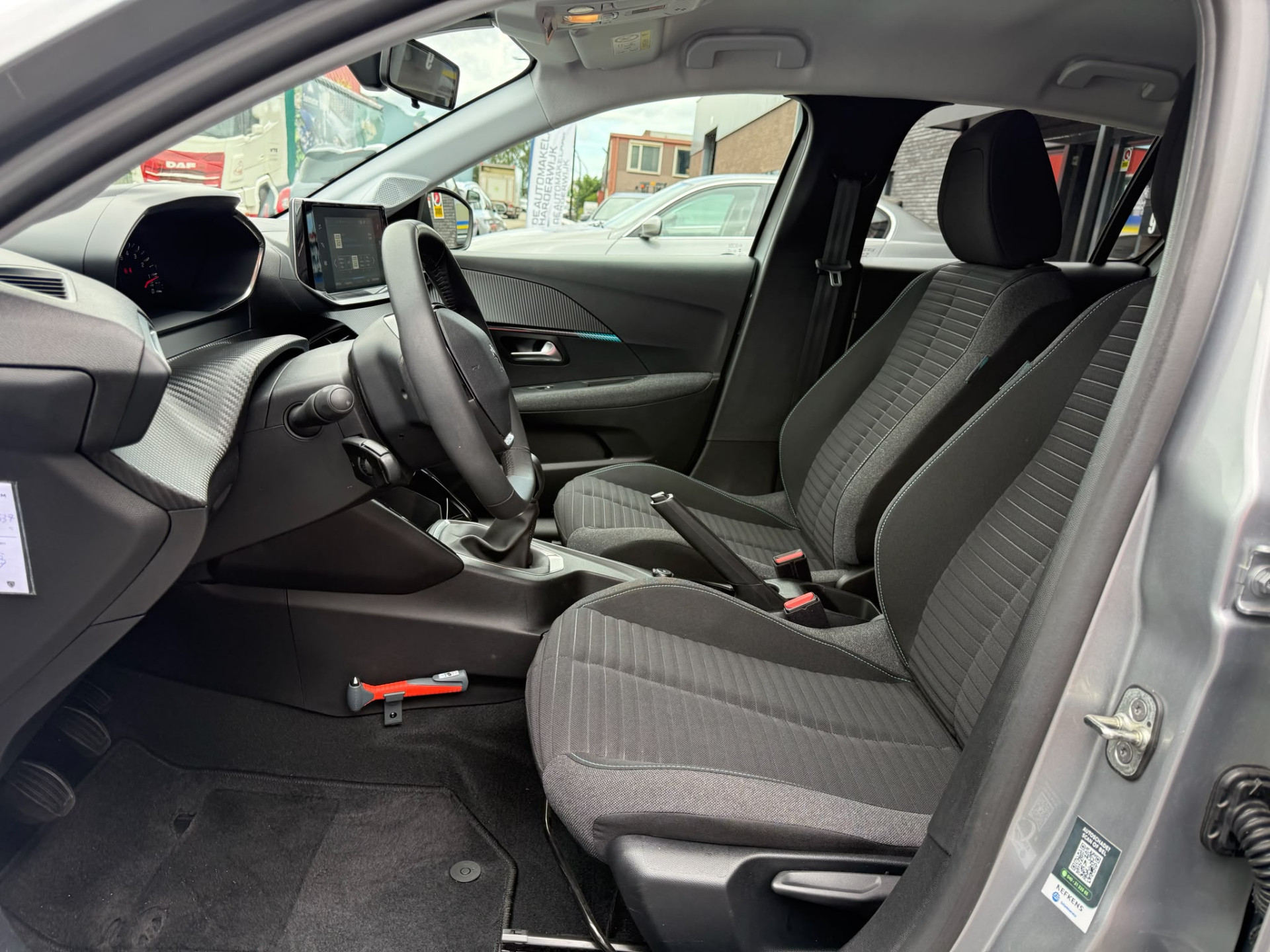 Peugeot 208 75PK Style | 1E EIGENAAR | 3/6/12MND GARANTIE| LED | CARPLAY | NAVI | CRUISE | CLIMA | LMV |