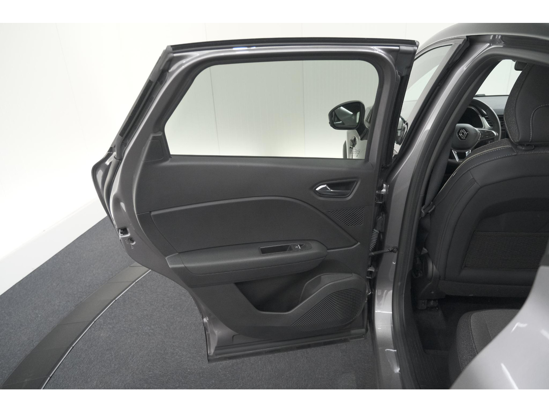 Renault Captur 1.6 E-Tech full hybrid 145 techno | Camera | Navigatie | Apple Carplay | Parkeersensoren