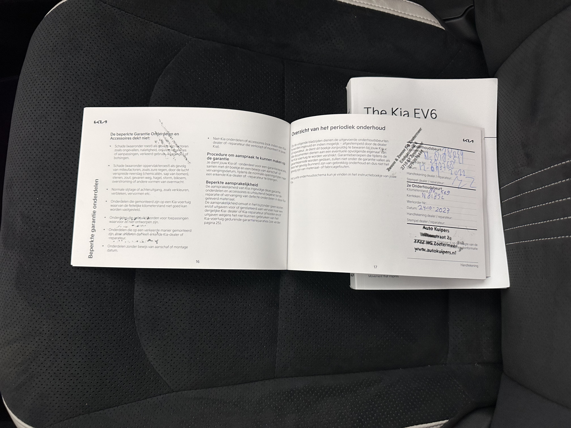 Kia EV6 GT-Line 77.4 kWh (INCL-BTW) *AUT | PANO | HEAD-UP | LEATHER-ALCANTARA | ADAPTIVE-CRUISE | DIGI-COCKPIT | MERIDIAN-AUDIO | MEMORY-PACK | FULL-LED | KEYLESS | TOP-VIEW | DAB | BLIND-SPOT | NAVI-FULLMAP | PRIVAC