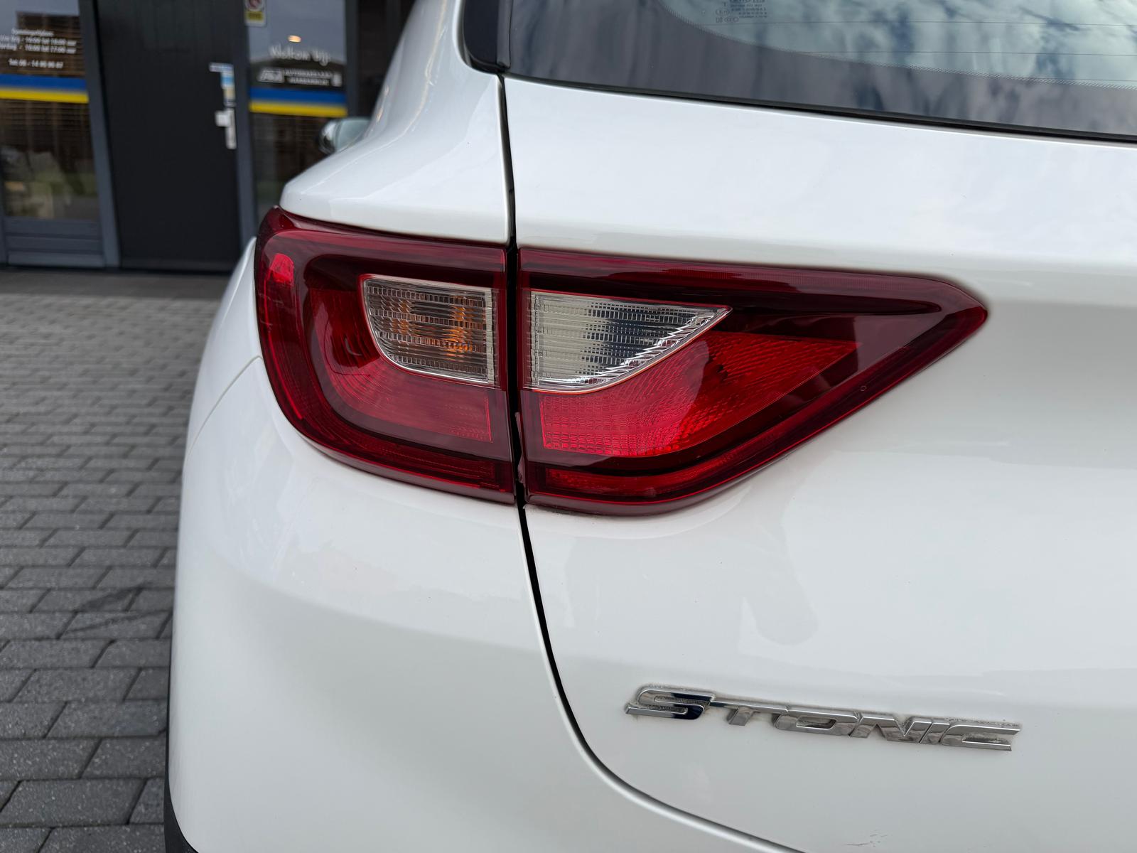 Kia Stonic 1.0 T-GDi DynamicLine | 2E EIGENAAR | 3/6/12MND GARANTIE | DAB | CARPLAY | NAVI | CRUISE | LMV |