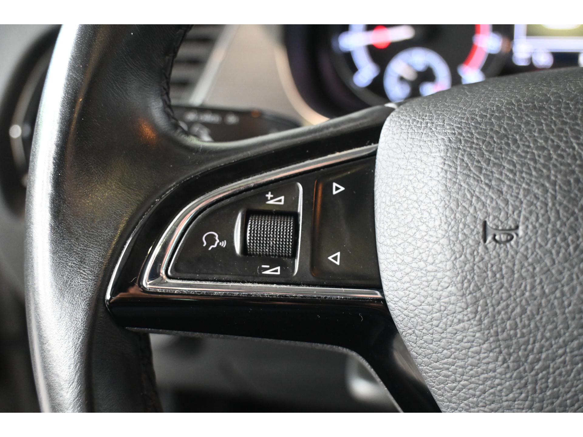 ŠKODA Fabia Combi 1.0 TSI Clever Clima Navigatie Panoramadak LED Stoelverwarming Rijklaarprijs! Inruil Mogelijk!