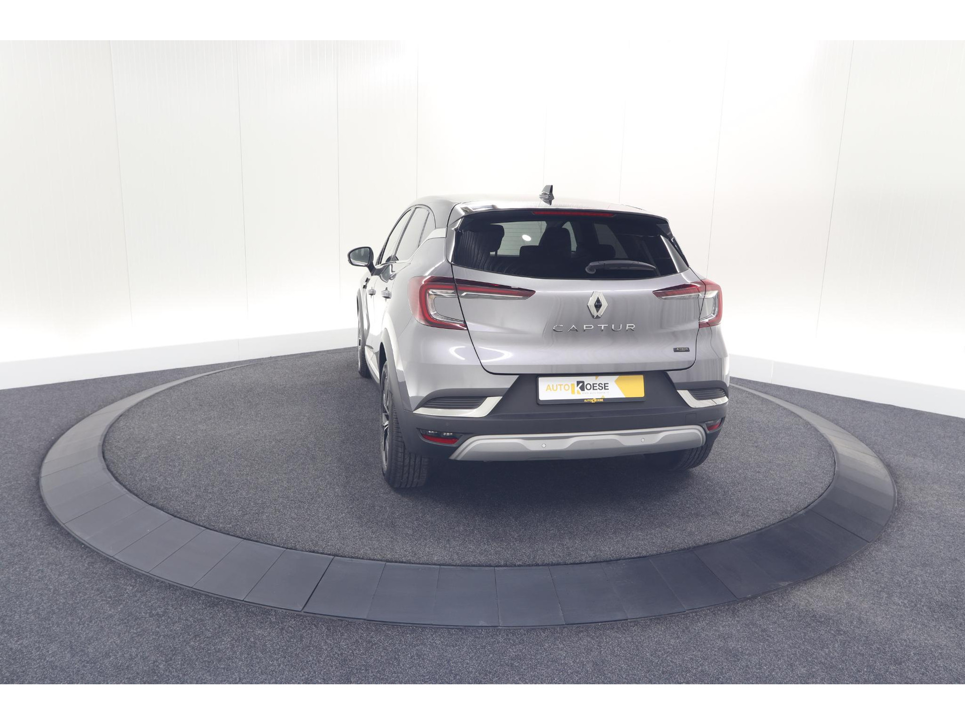 Renault Captur 1.6 E-Tech full hybrid 145 techno | Pack Full Screen | Camera | Navigatie | Allseason Banden