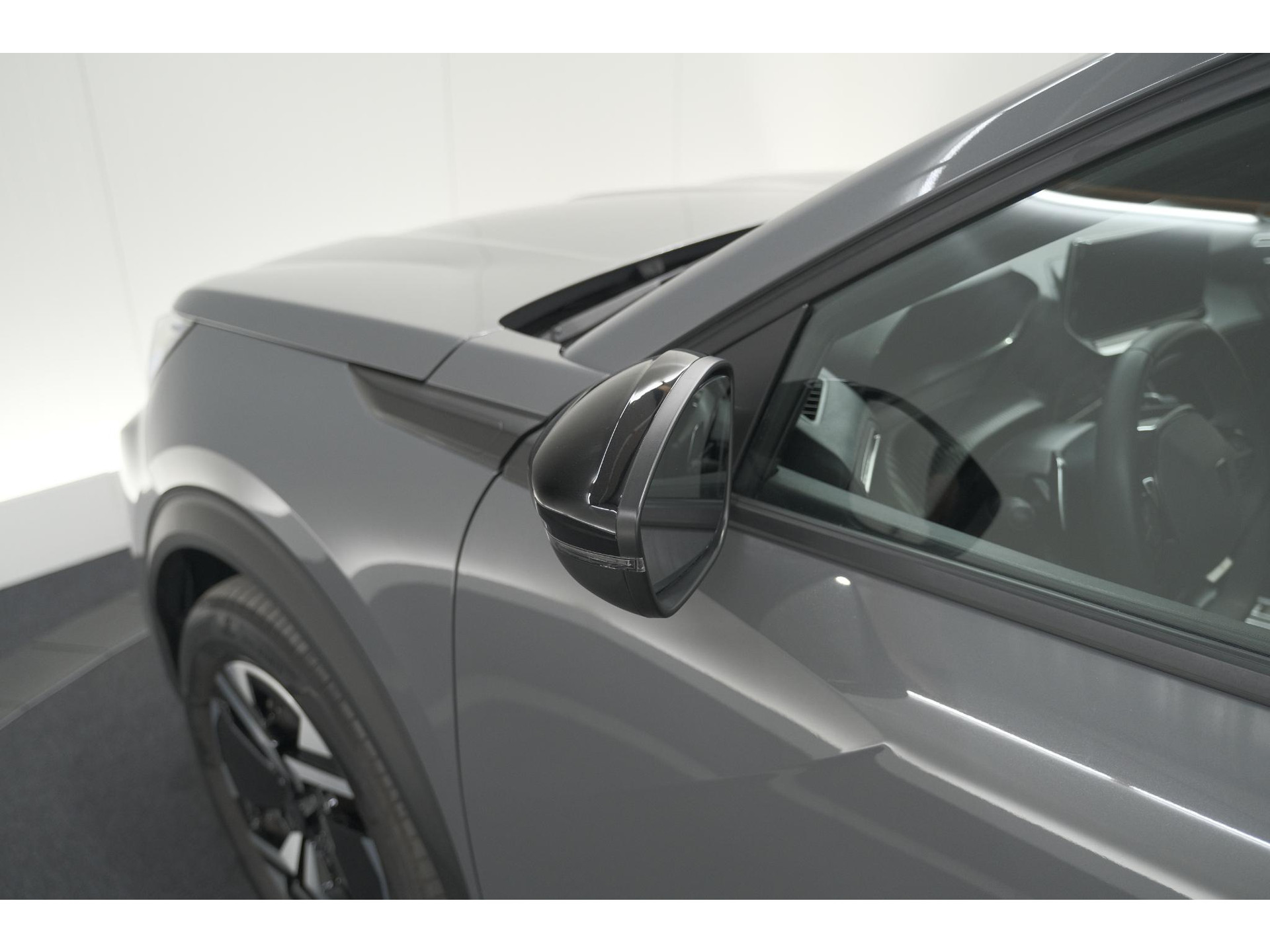 Peugeot 2008 1.2 Hybrid 145 Allure | Apple Carplay | Climate Control | Parkeersensoren Voor + Achter