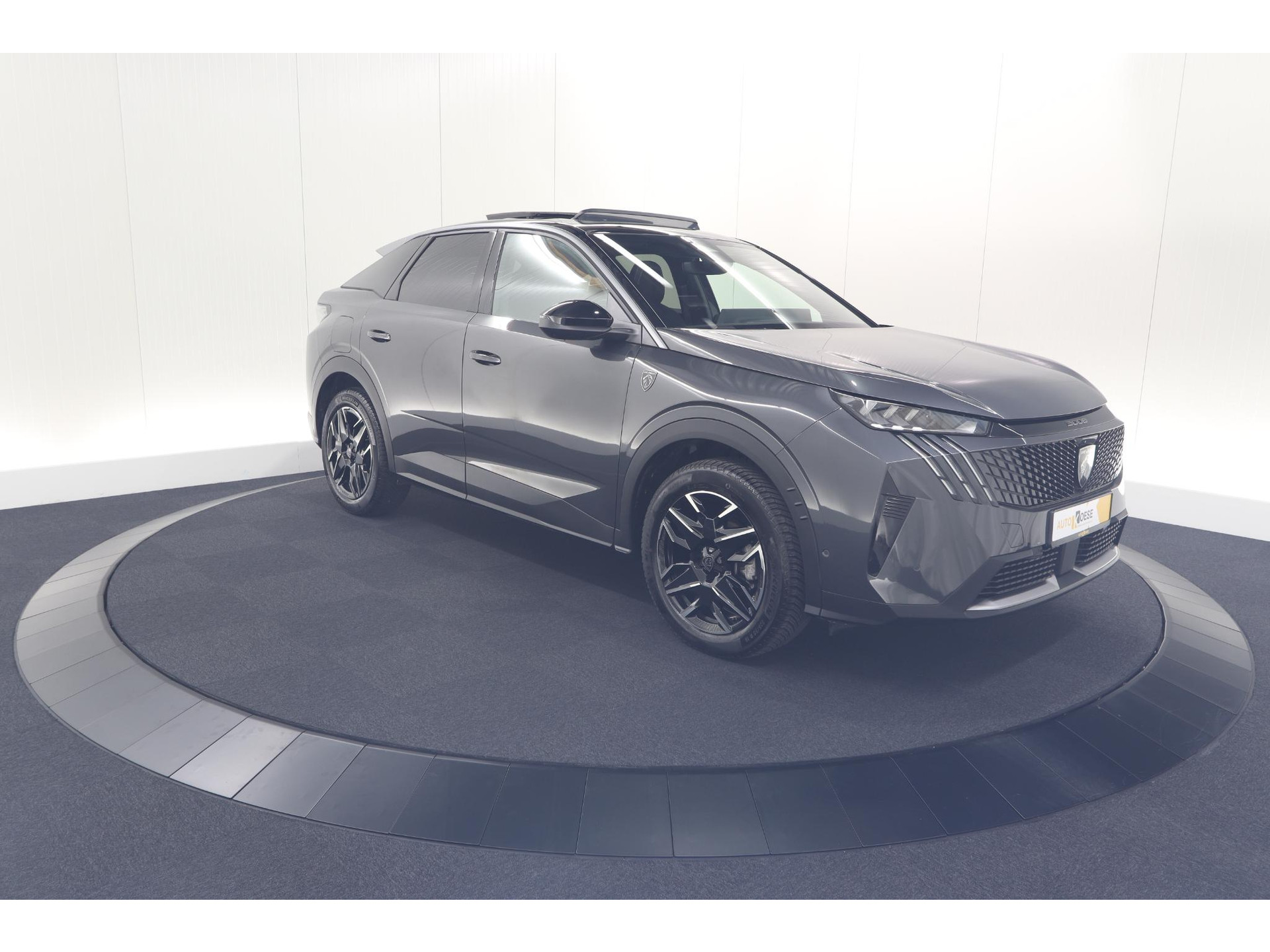 Peugeot 3008 1.2 Hybrid 136 GT | Panoramdak | 360 Camera | Stoelverwarming | Elektrische Kofferklep | Allseason Banden