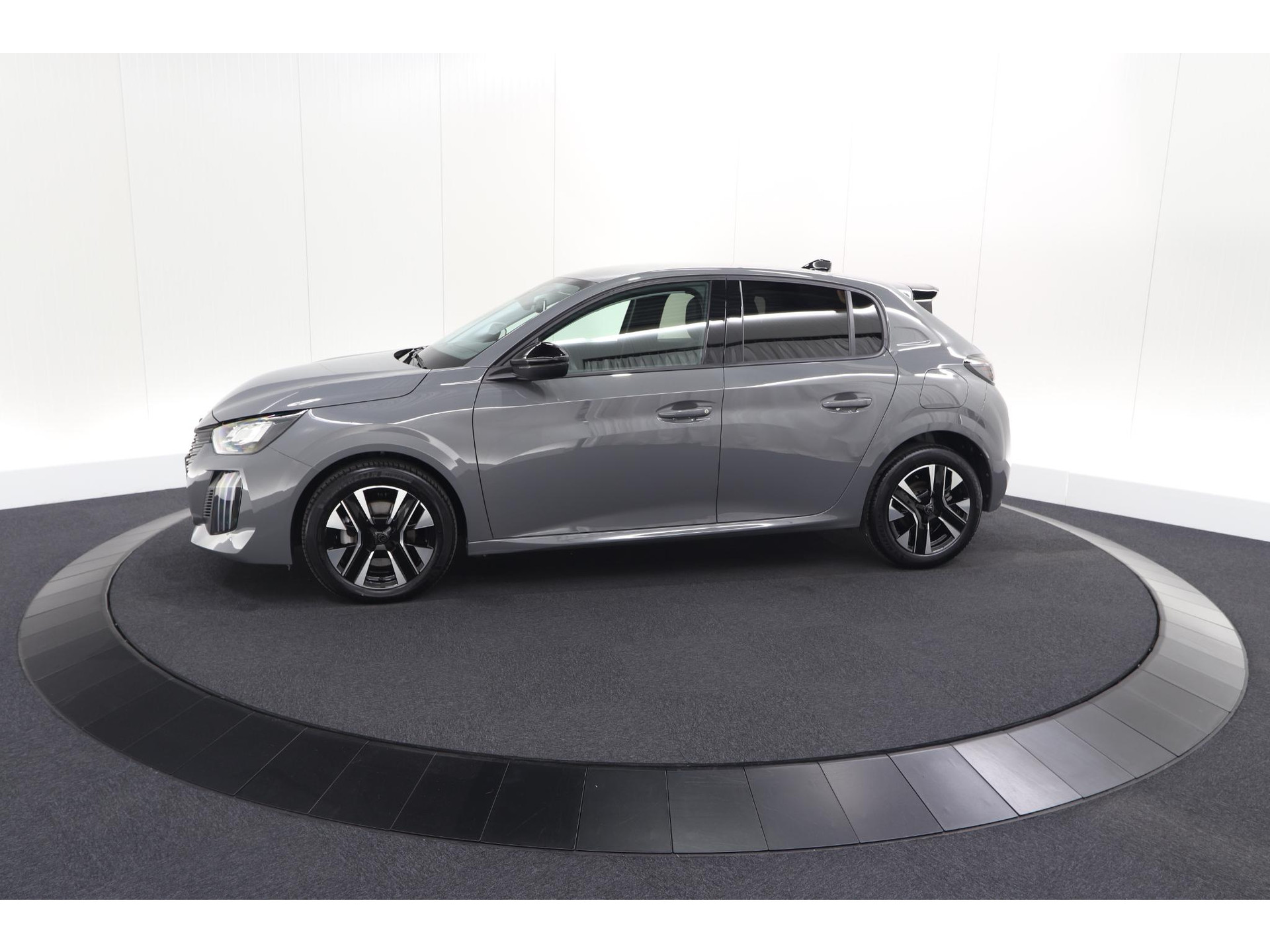 Peugeot 208 1.2 Hybrid 110 e-DCS6 Allure | Apple Carplay | Parkeersensoren Voor + Achter | Climate Control