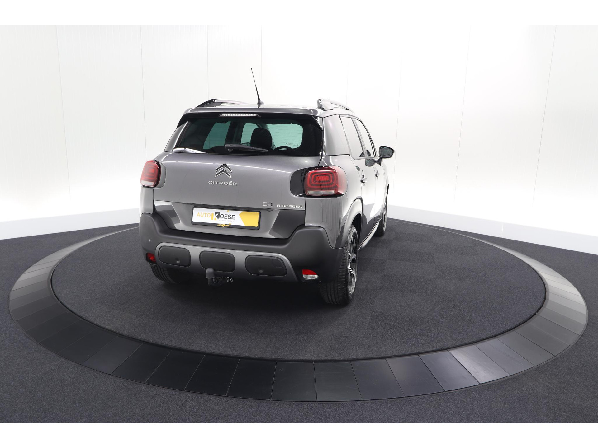 Citroen C3 Aircross PureTech 110 C-Series | Trekhaak | Navigatie | Parkeersensoren | Apple Carplay