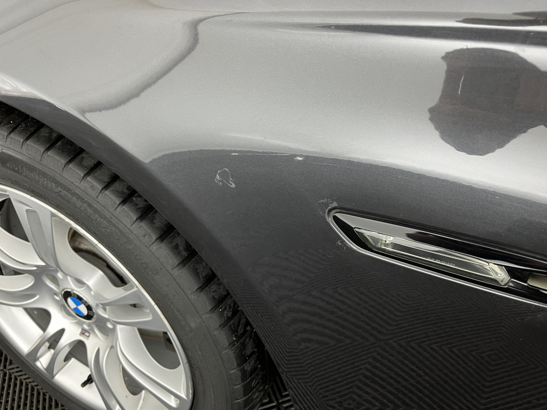 BMW 5-serie Touring 520d M-Sportpack High Executive Aut. *PANO | LEATHER | XENON | HEATED-SPORTSEATS | HIFI-SOUND | NAVI-FULLMAP | PRIVACYGLASS | SHIFTPADDLES | HEAD-UP | 18''ALU*