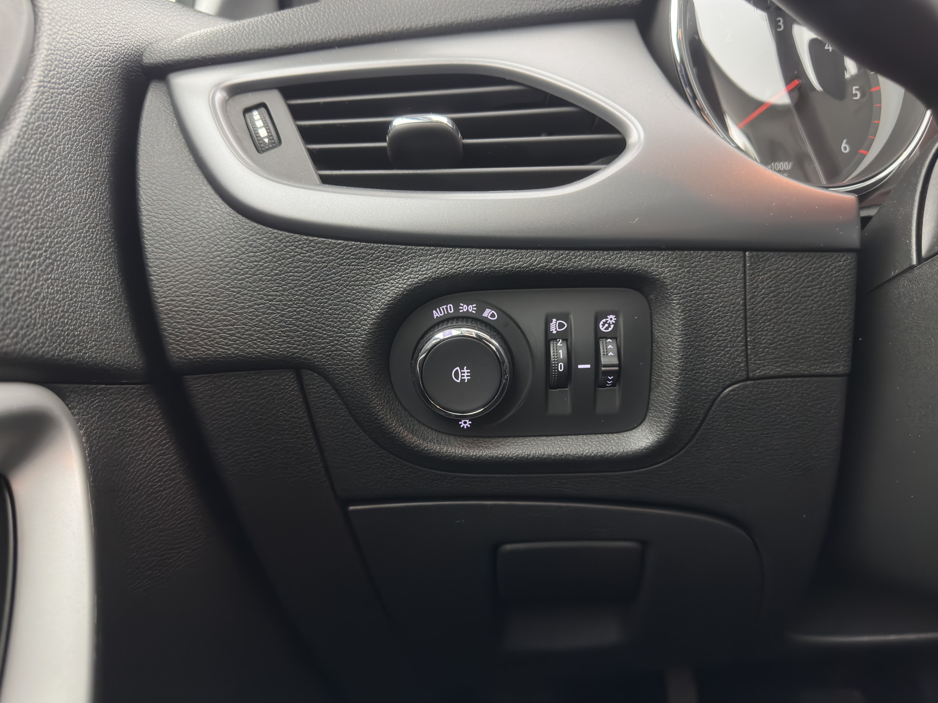 Opel Astra Sports Tourer 1.6 CDTI Business+ *NAVI-FULLMAP | COMFORT-SEATS | DAB+ | ECC | PDC | CRUISE | TOWBAR*