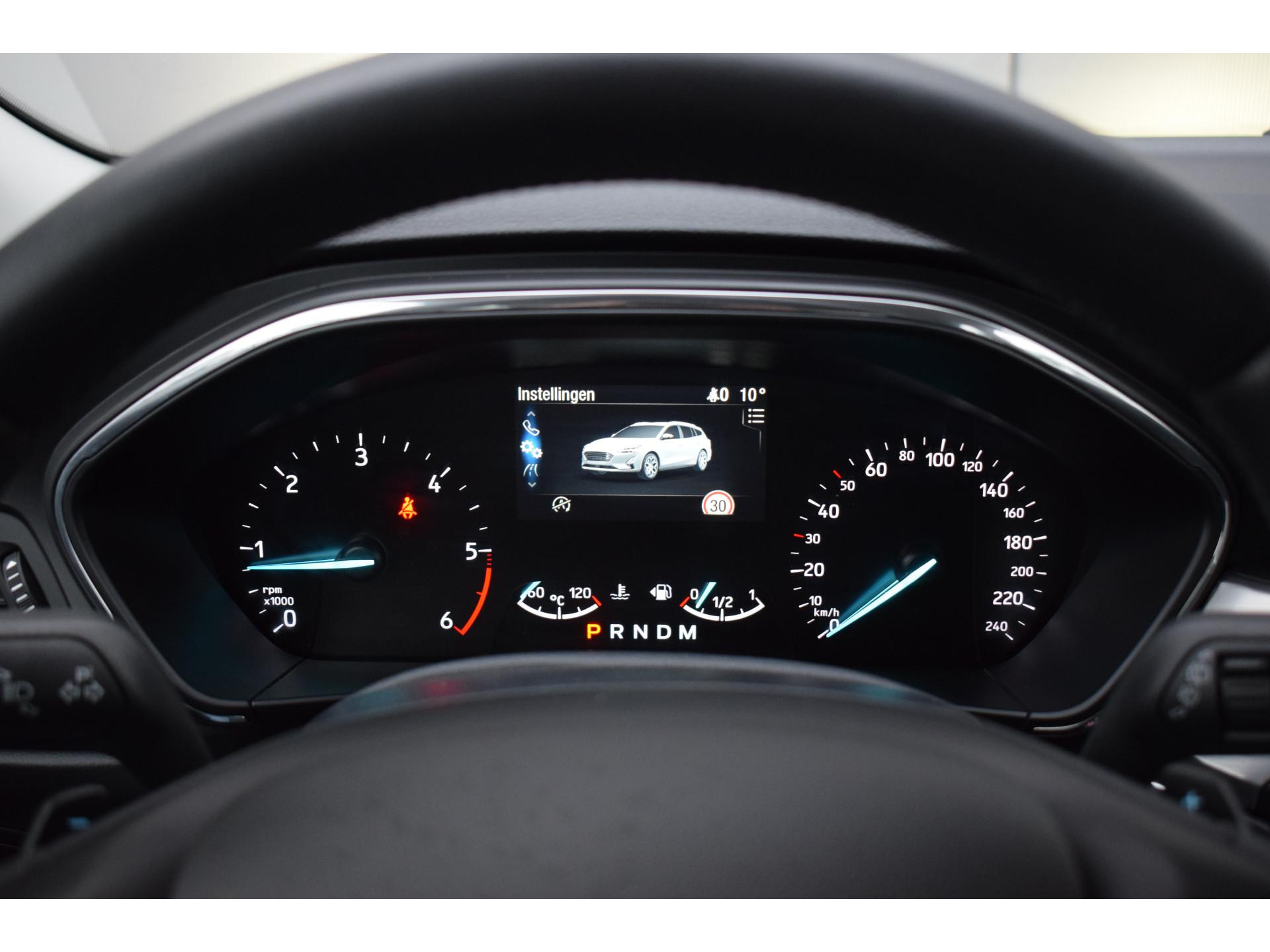 Ford Focus Wagon Wagon 1.5 EcoBlue Titanium Business | Automaat | Trekhaak | Apple CarPlay | Climate