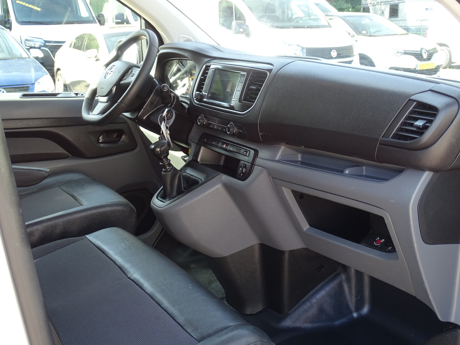 Opel Vivaro 2.0 CDTI L1H1 Imperiaal + Trekhaak