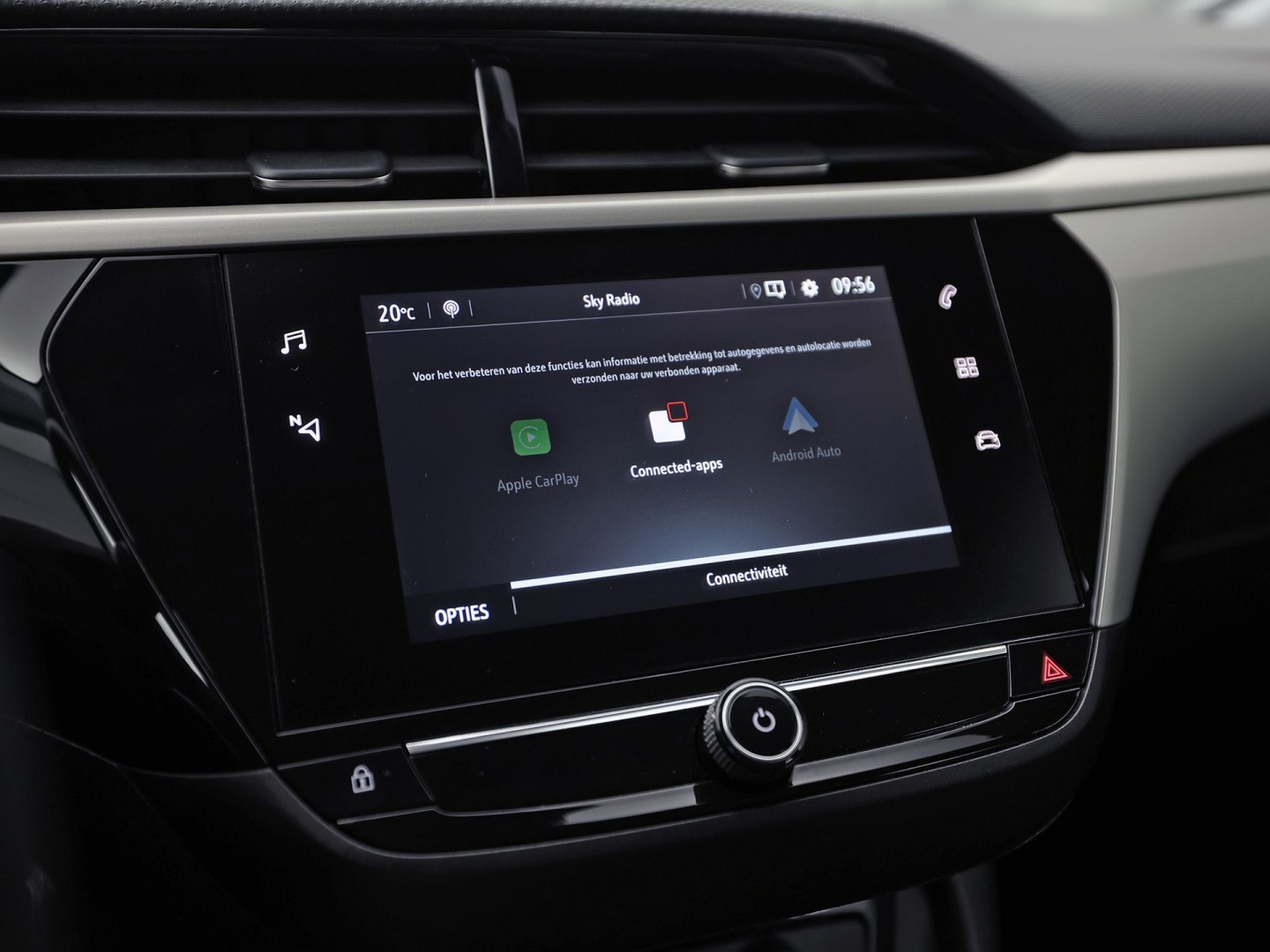 Opel Corsa 1.2 Sport (APPLE CARPLAY, GROOT NAVI, 360 CAMERA, SPORTSTOELEN, LM VELGEN, CRUISE, NIEUWSTAAT)