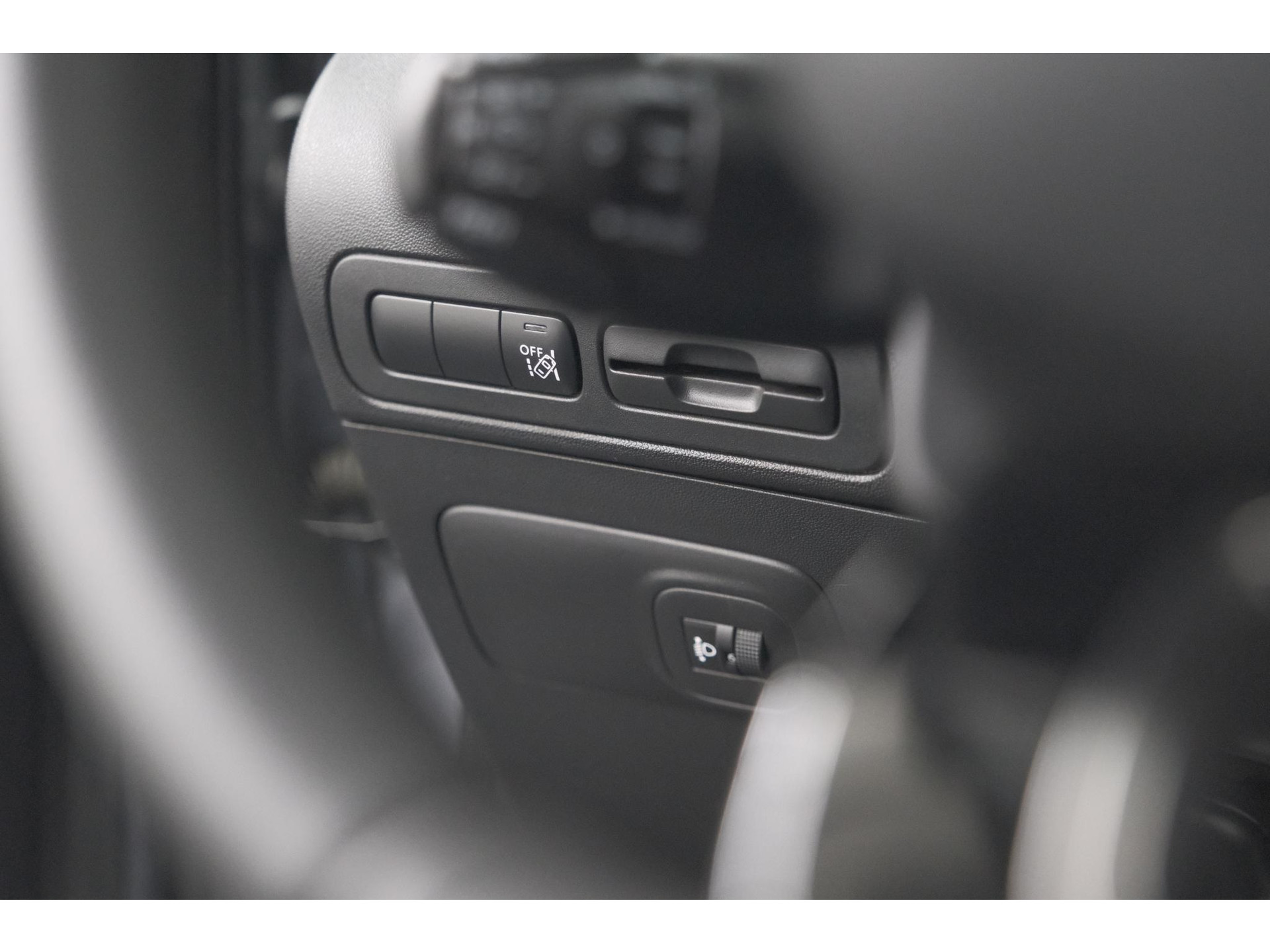 Citroen C3 Aircross PureTech 130 EAT6 Max | Allseason Banden | Parkeersensoren | Navigatie | Apple Carplay