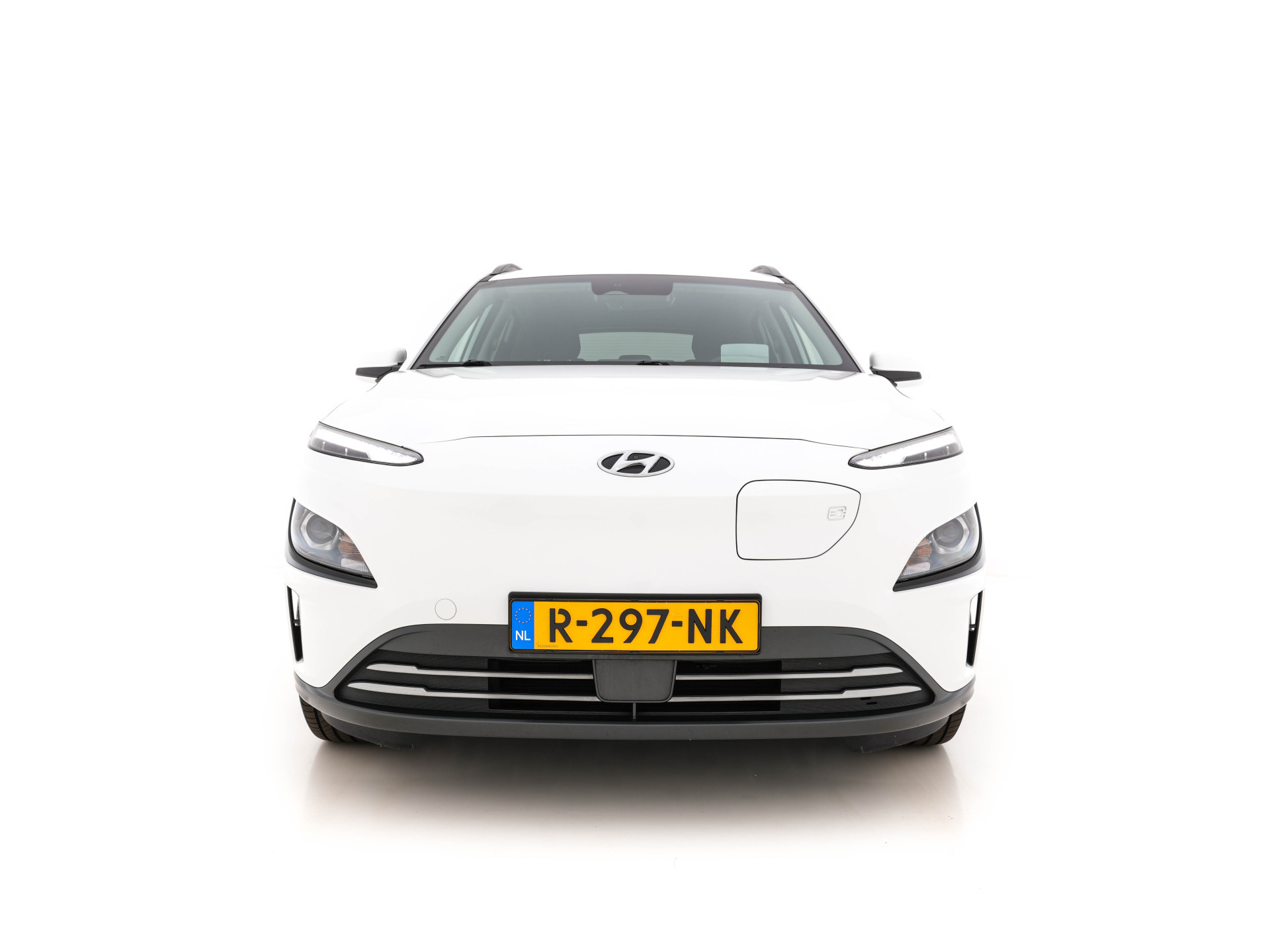 Hyundai Kona EV Fashion 39 kWh [ 3-Fase ] {SOH-100%} (INCL-BTW) Aut. *HEAT-PUMP | NAVI-FULLMAP | DIGI-COCKPIT | FULL-LED | KRELL-AUDIO | LANE-ASSIST | KEYLESS | CAMERA | HEAD-UP | SHIFT-PADDLES | DAB | ADAPT.CRUISE | COMFORT-SEATS | 17 "ALU*
