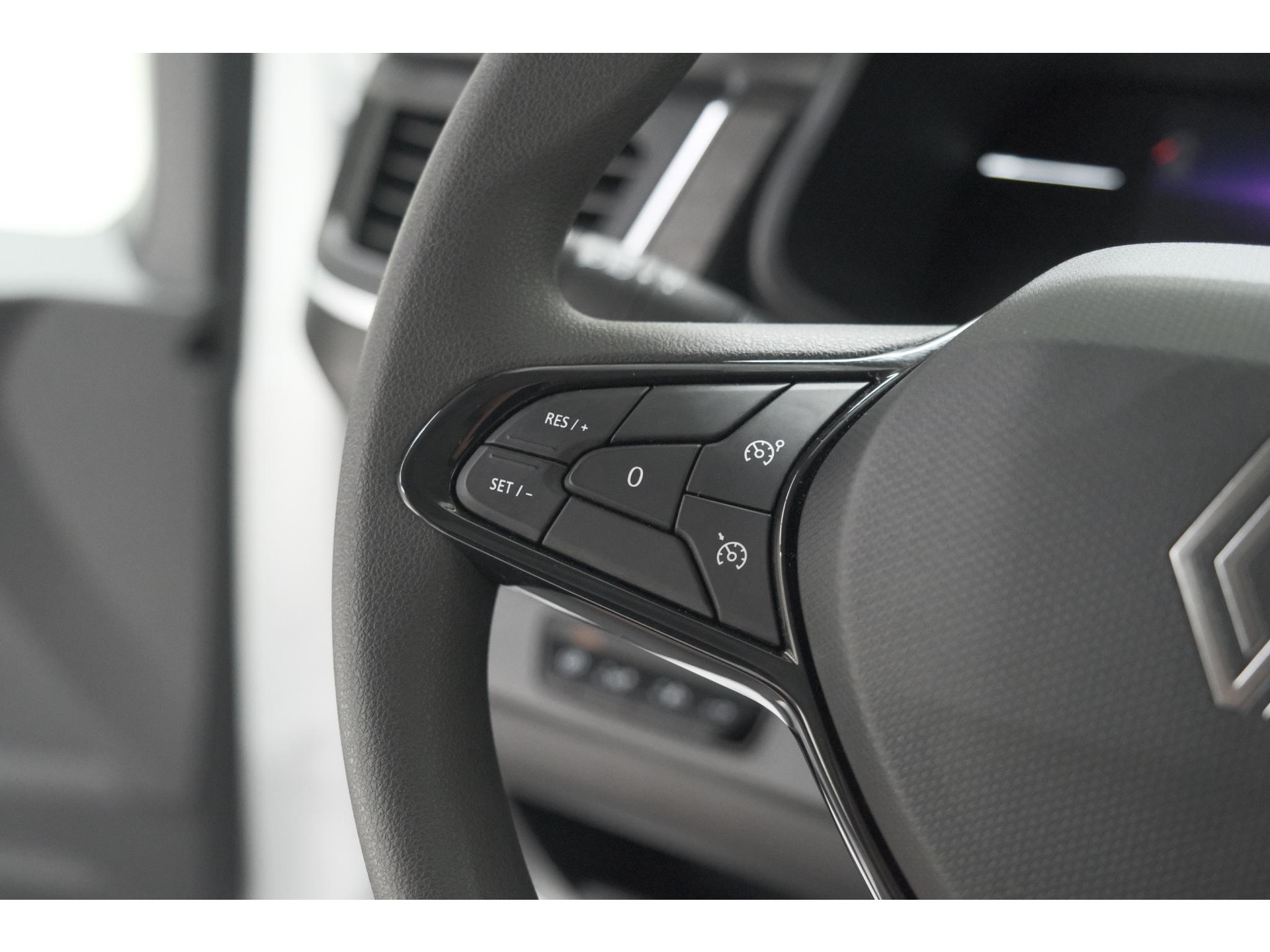 Renault Trafic E-Tech T29 L1H1 Advance 52 kWh | Laadruimte-pakket | Parkeerpakket | 3 fase lader | Camera