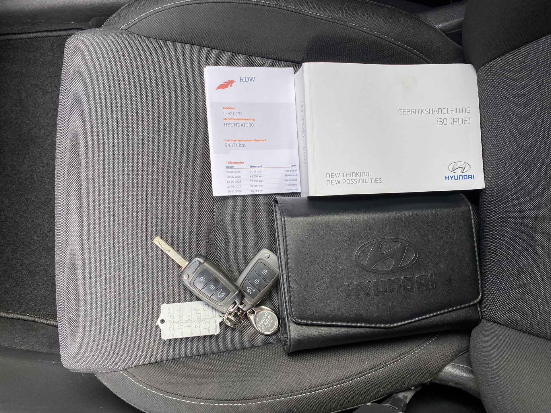 Hyundai i30 Wagon 1.5 T-GDi  MHEV 160 pk Comfort Smart AUT. | navigatie | stoel-/stuurverw. | camera | trekhaak | parkeersensoren
