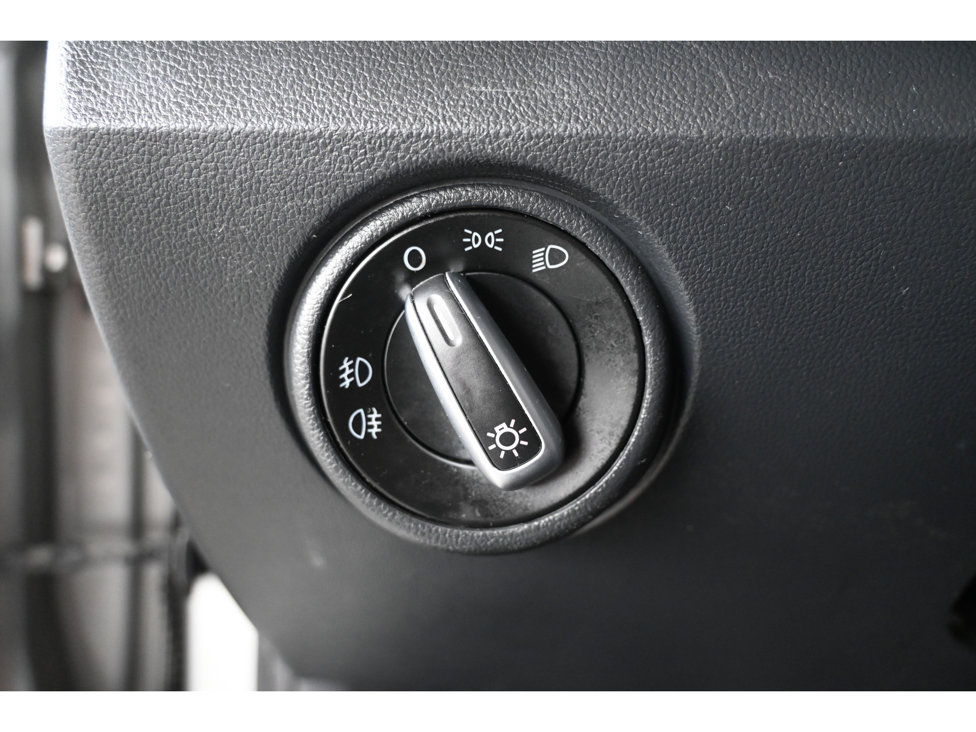 Volkswagen Up! 1.0 High Up! BlueMotion Airco Licht metaal Elektrisch Pakket! Goed Onderhouden! Inruil Mogelijk!