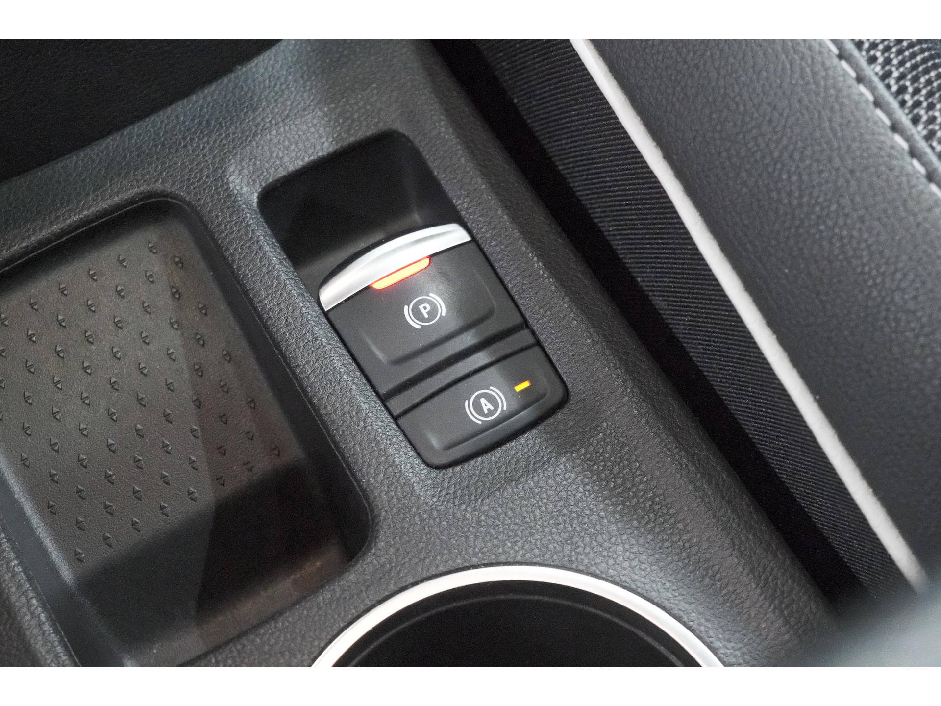 Renault Captur 1.6 E-Tech full hybrid 145 techno | Panoramadak | Camera | Adaptieve Cruise Control | 9.3 Inch Groot Scherm