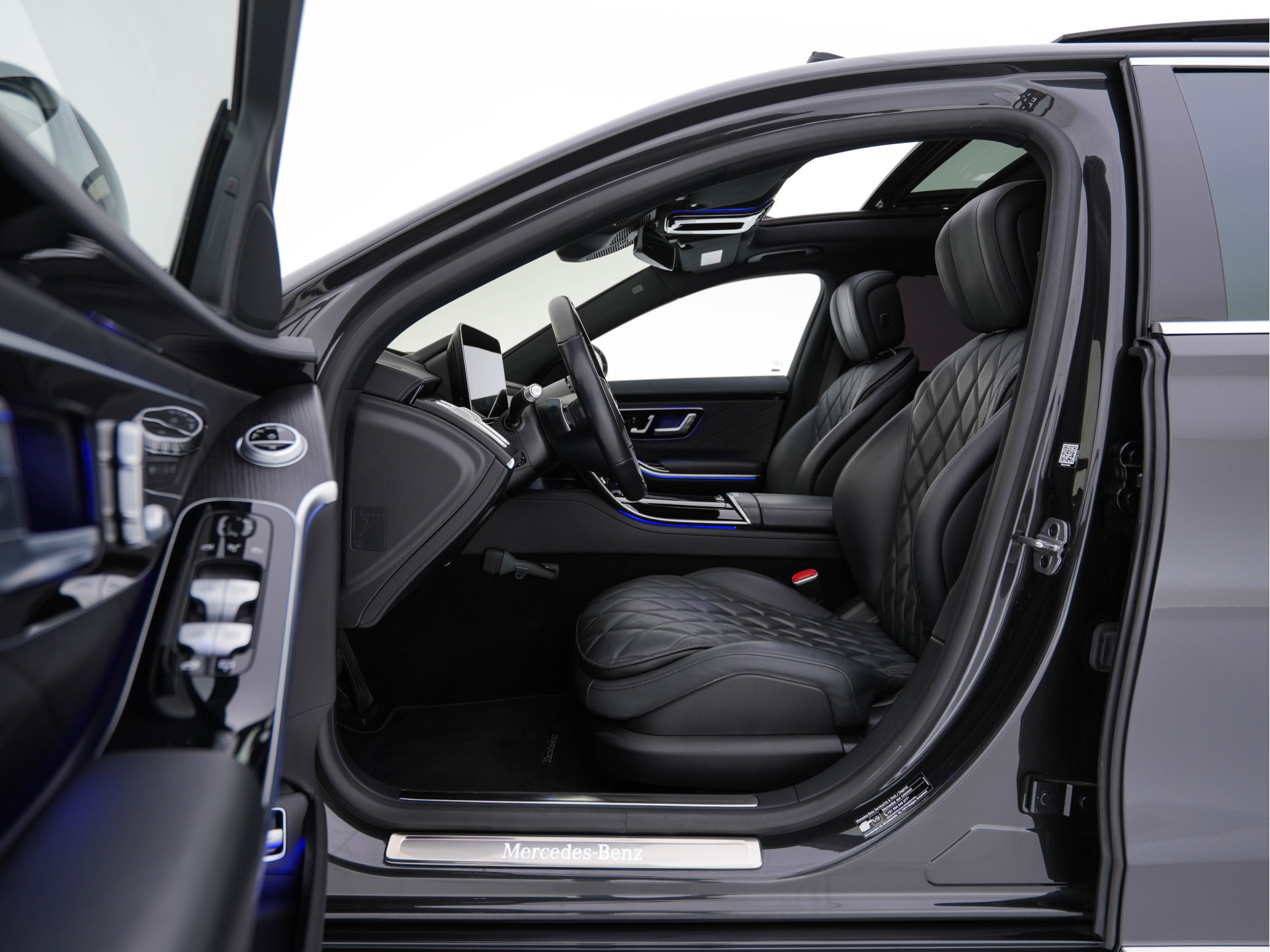 Mercedes-Benz S-klasse 580 e 4MATIC Lang [ Plug-In ] (INCL-BTW) Aut. *PANO | NAVI-FULLMAP | DISTRONIC | BURMESTER-AUDIO | TOP-VIEW | KEYLESS | FULL-LED | DIGITAL-COCKPIT | AMBIENT-LIGHT | HEATED/VENTILATED-SEATS |...*