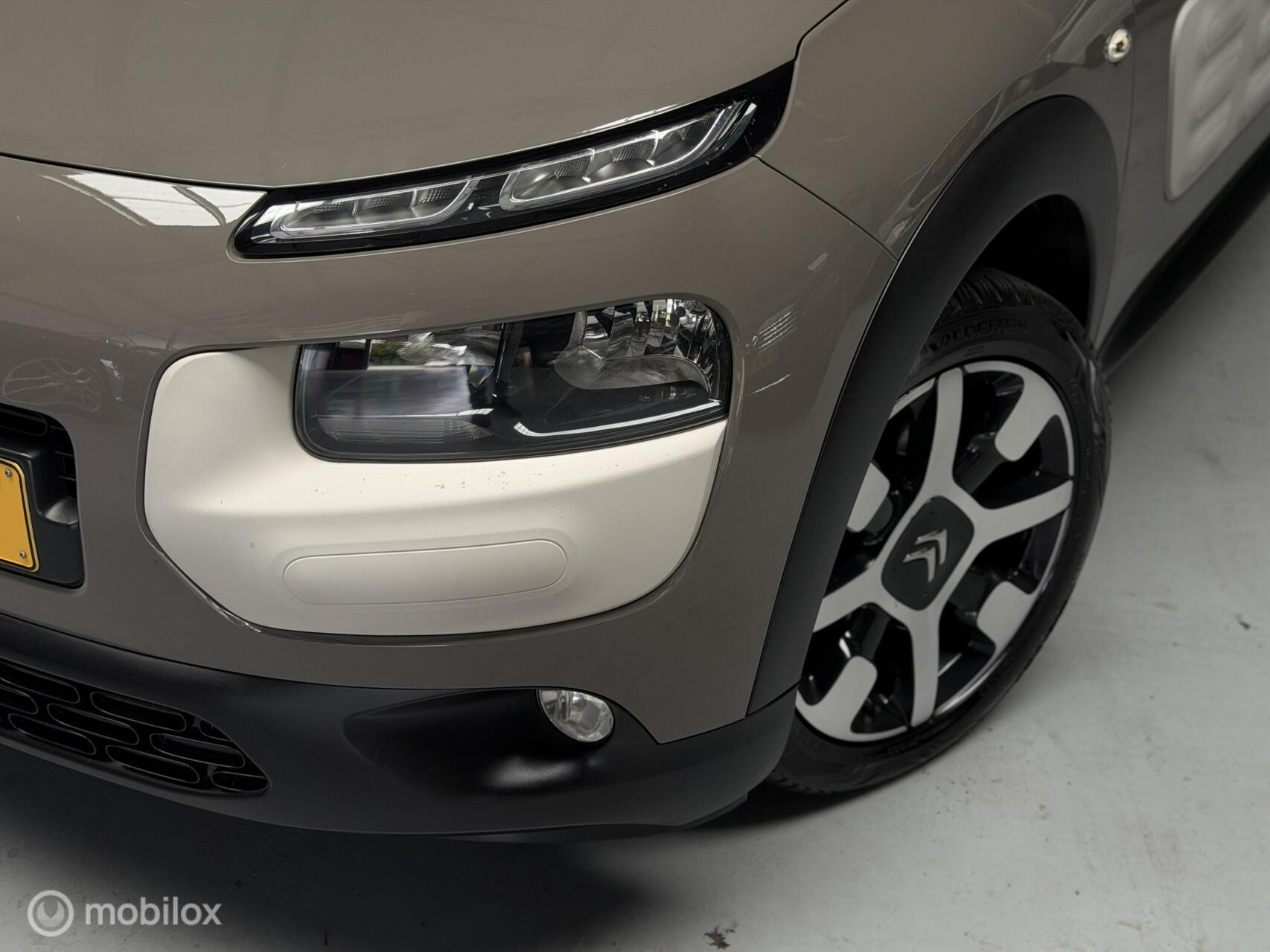 Citroën C4 Cactus 1.2 PureTech Shine|Automaat|NAP|Camera|Navi