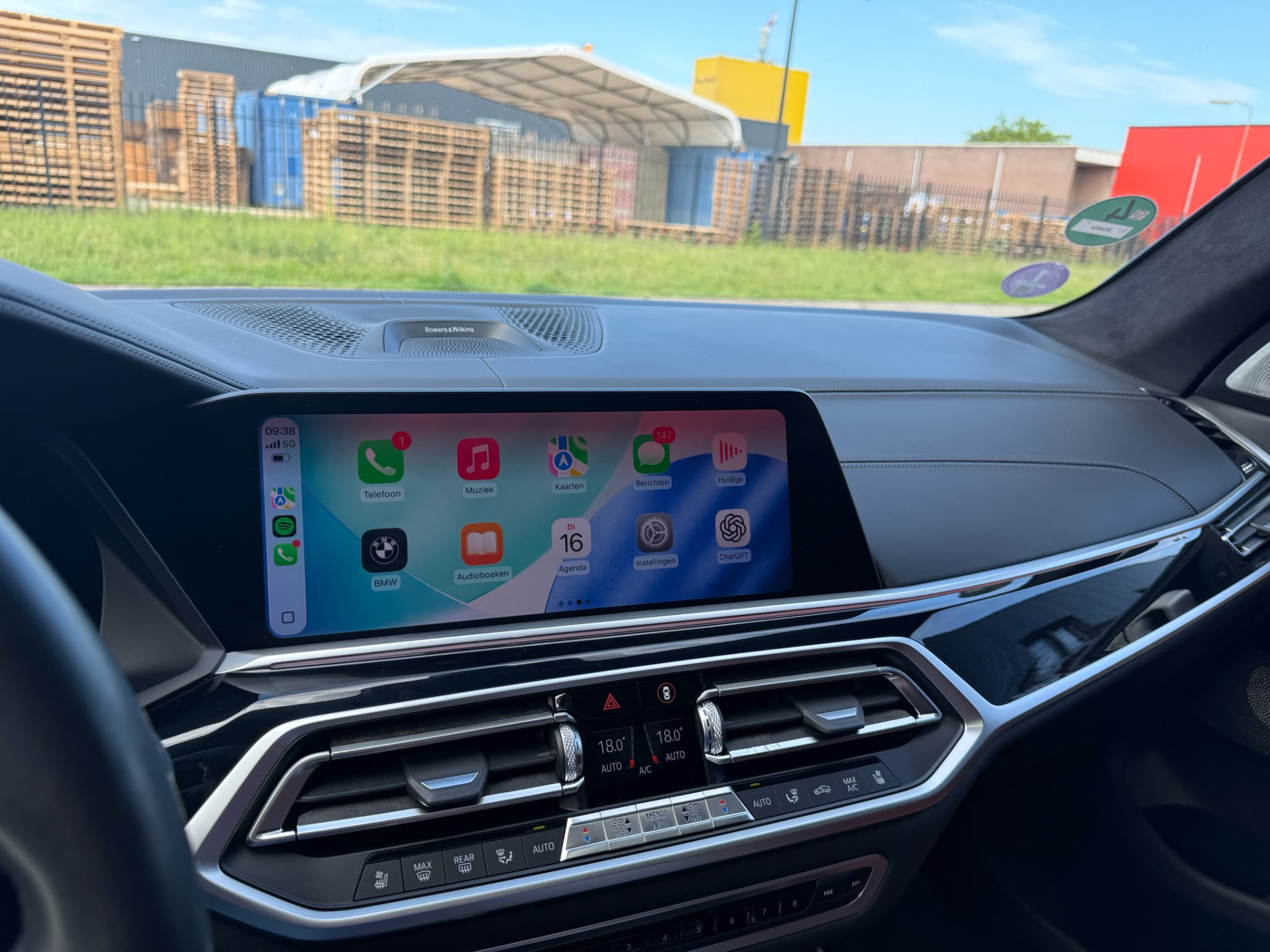 BMW X7 xDrive40i 6p. | 2E EIGENAAR | 3/6/12MND GARANTIE| M-SPORT |PANO | LASER | LED | B&W | MASSAGE | CARPLAY | TREKHAAK | DAB | BOMVOL |