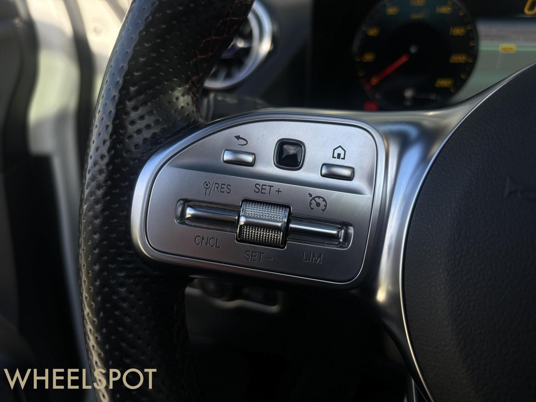Mercedes GLA-klasse 250 e AMG|Pano|Sfeer|CarPlay|Stoelverwar