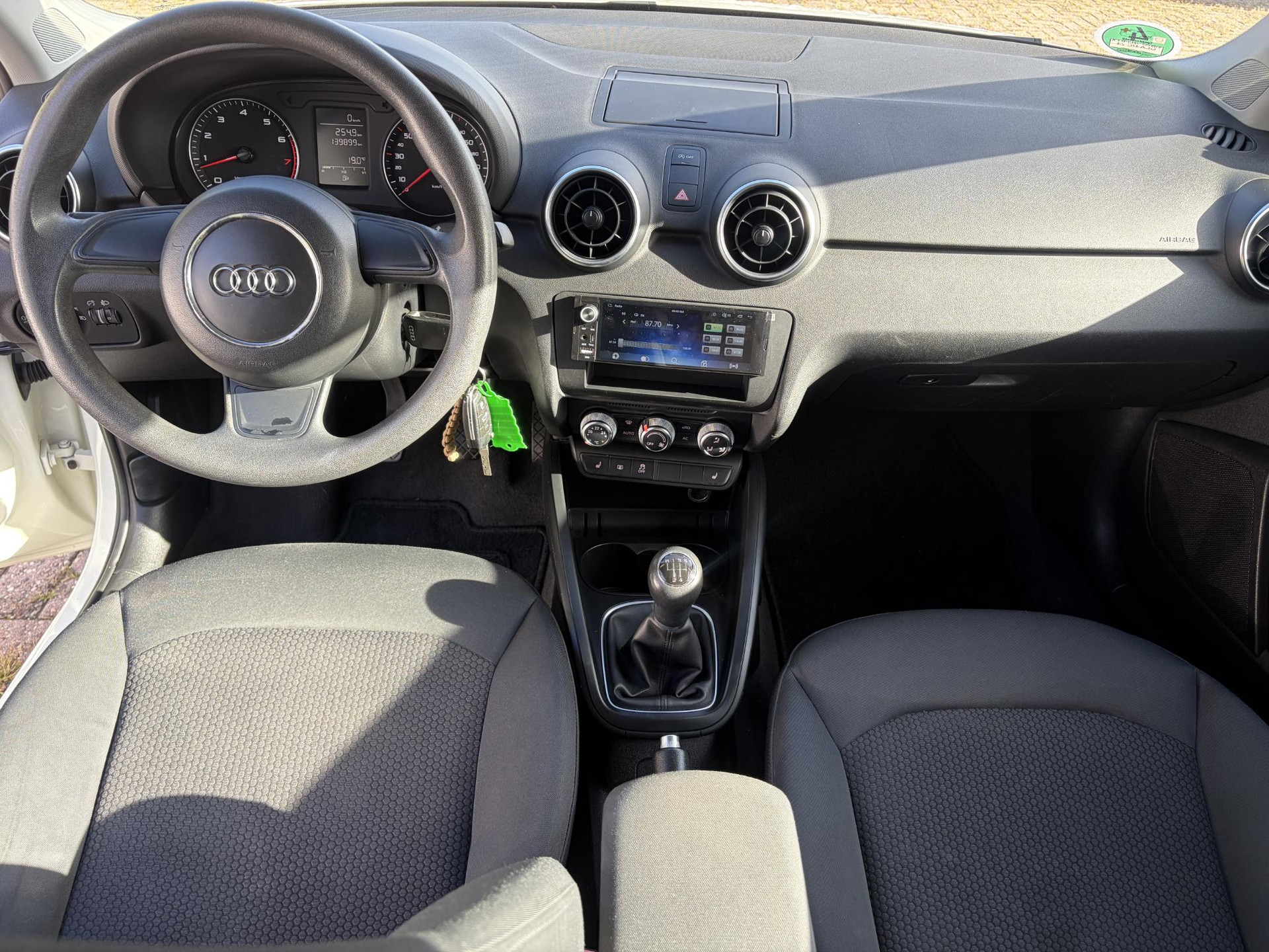 Audi A1 1.2 TFSI Ambition Pro Line ✓Carplay✓Clima✓Stoelverwarming✓Pdc✓Lm velgen✓85pk✓Zeer zuinig✓Apk tot 09-2027