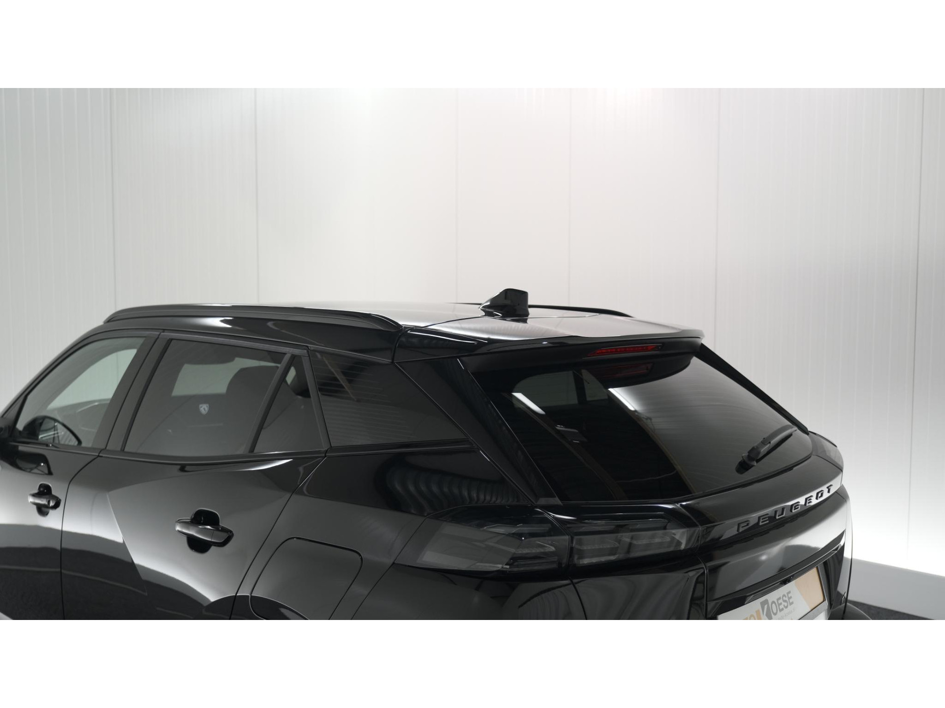 Peugeot 2008 PureTech 130 EAT8 GT | 360 Camera | Adaptieve Cruise Control | Dodehoekdetectie | Apple Carplay