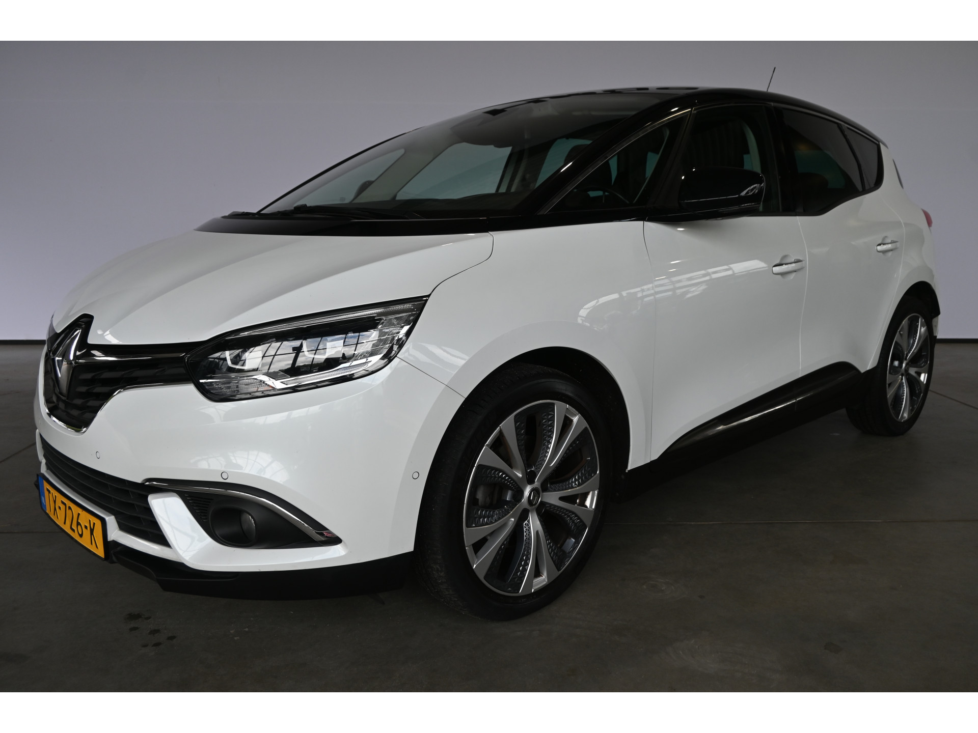 Renault Scénic 1.3 TCe Intens Automaat Nap Clima Cruise Trekhaak Navigatie Head up Panoramadak 100% Onderhouden! Inruil Mogelijk!