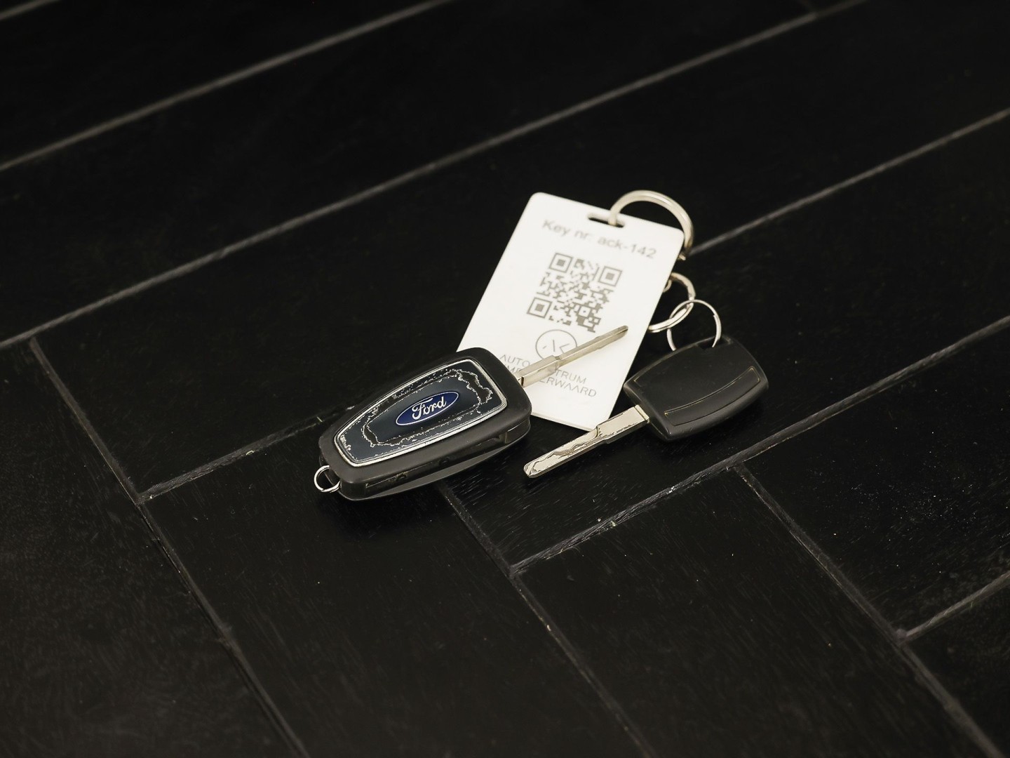 Ford Focus Wagon 1.0 Sport (APPLE CARPLAY, GROOT NAVI, CAMERA, CLIMATE, SPORTSTOELEN, TREKHAAK, CRUISE, NIEUWSTAAT)