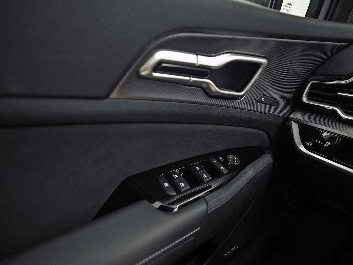 Kia Sportage 1.6 T-GDi MHEV GT-Line Edition Automaat 150Pk (PANORAMADAK, APPLE CARPLAY, STOELKOELING/VERWARMING, 360 CAMERA, ELEK BESTUURDERSSTOEL, LM VELGEN, NIEUWE APK, NIEUWSTAAT)