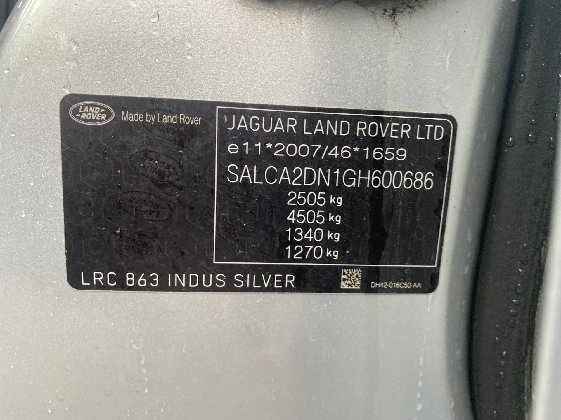 Land Rover Discovery Sport 2.0 TD4 HSE Luxury AWD [⚠️] *NAVI-FULLMAP | BI-XENON | LEATHER | MERIDIAN-SURROUND | CAMERA | ECC | PDC | CRUISE | LANE-ASSIST | MEMORY-PACK | PRIVACY-GLASS | TOWBAR | HEATED-COMFORTSEATS | LANE-ASSIST | 19"ALU*