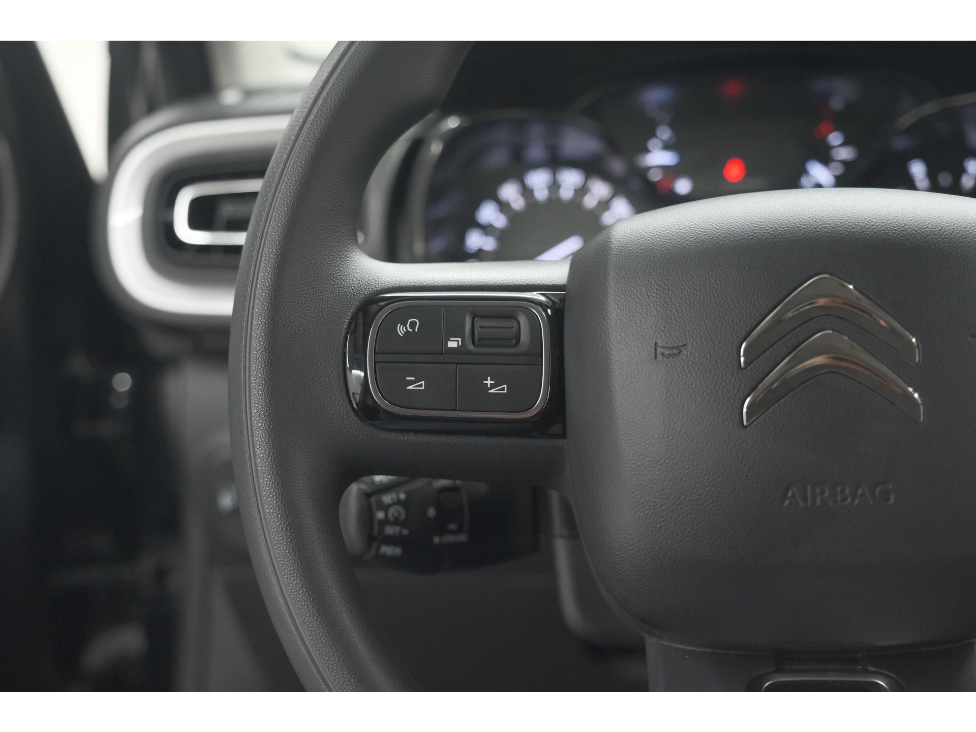 Citroen C3 PureTech 110 EAT6 Max | Apple Carplay | Parkeersensoren | Climate Control | 16 Inch Lichtmetalen Velgen