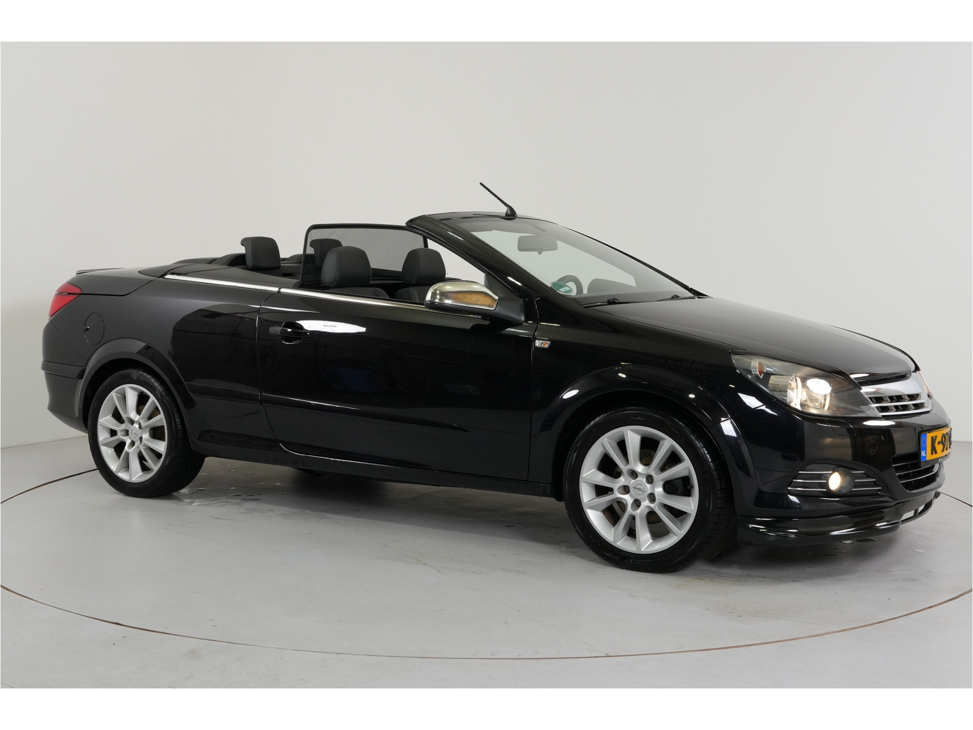 Opel Astra TwinTop 1.8 Enjoy | Climate | Cruise | PDC |
