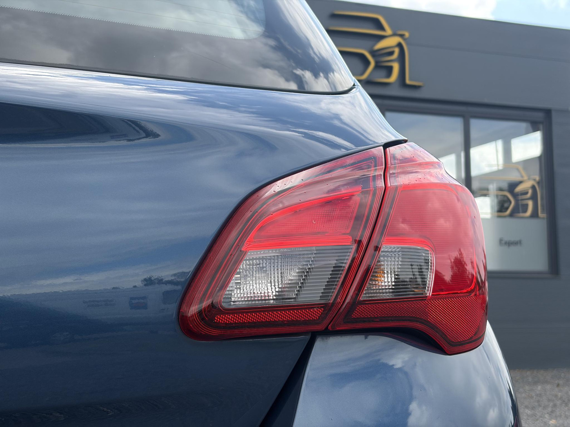 Opel Corsa 1.4 Edition ✓2e Eigenaar✓Carplay✓Trekhaak✓5 Deurs✓N.A.P✓Weinig km✓Zeer Zuinig✓N.A.P✓Apk tot 03-2027