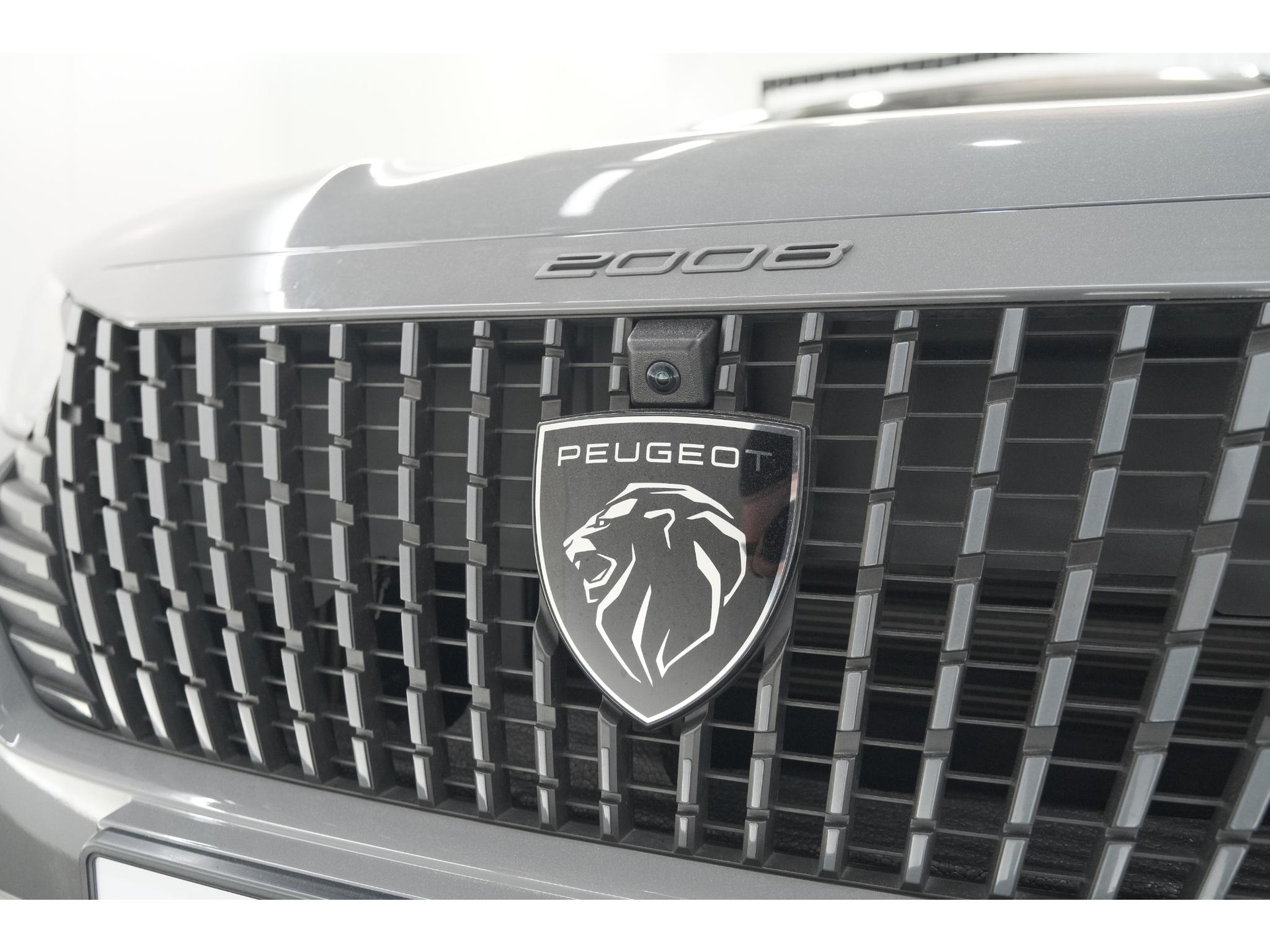Peugeot 2008 PureTech 130 EAT8 GT | 360 Camera | Adaptieve Cruise Control | Stoelmaasage | Apple Carplay