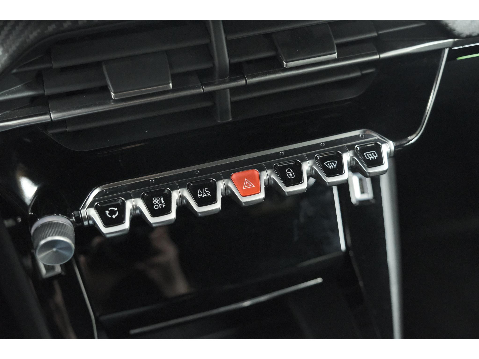 Peugeot 208 PureTech 100 GT | Camera | Adaptieve Cruise Control | Navigatie | Apple Carplay