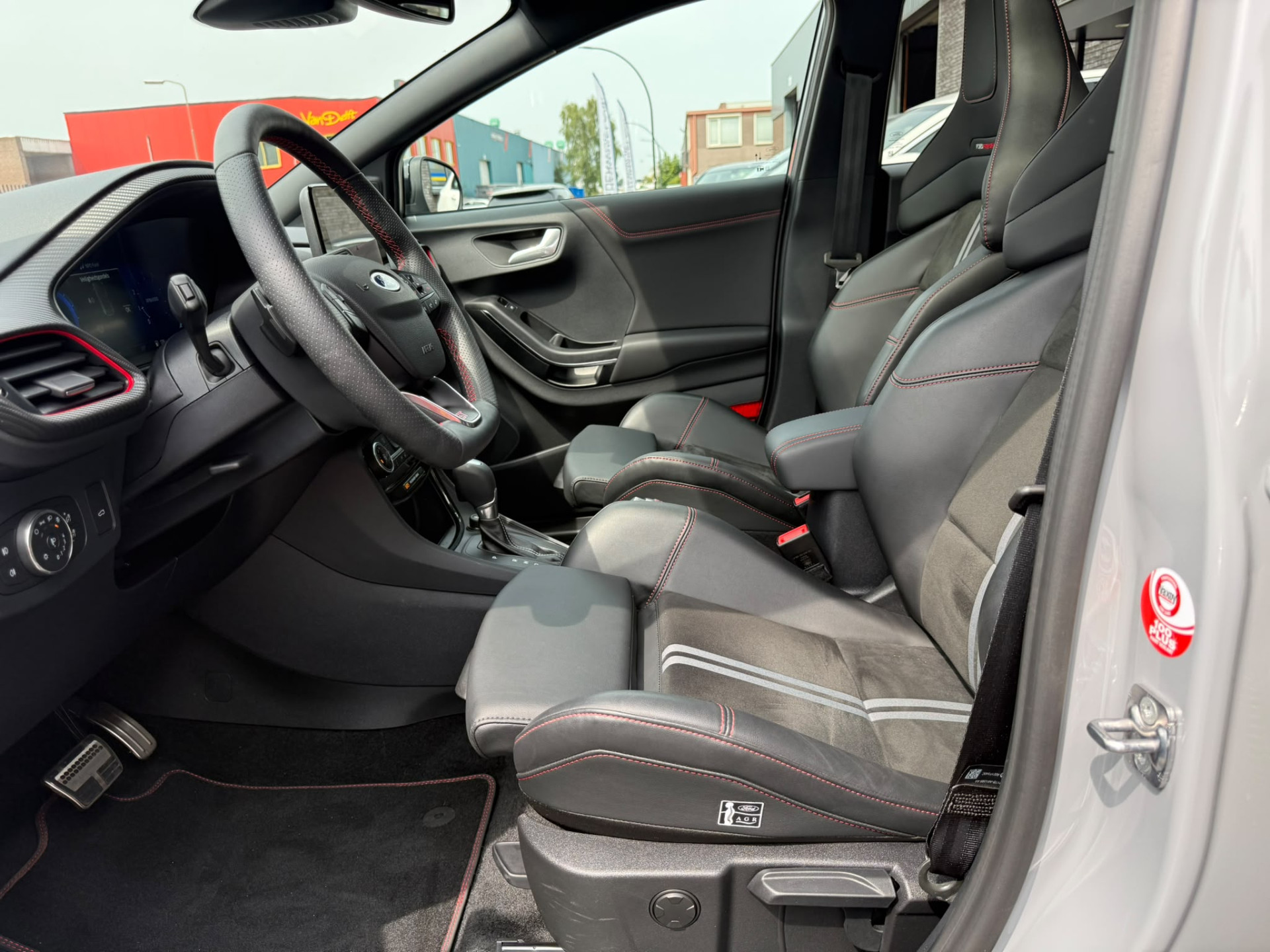 Ford Puma 1.0 EcoBoost Hybrid ST-X | AUTOMAAT | PANO DAK | 3/6/12 MND GARANTIE | NAVI | ACC | PDC | LANE ASSIST |