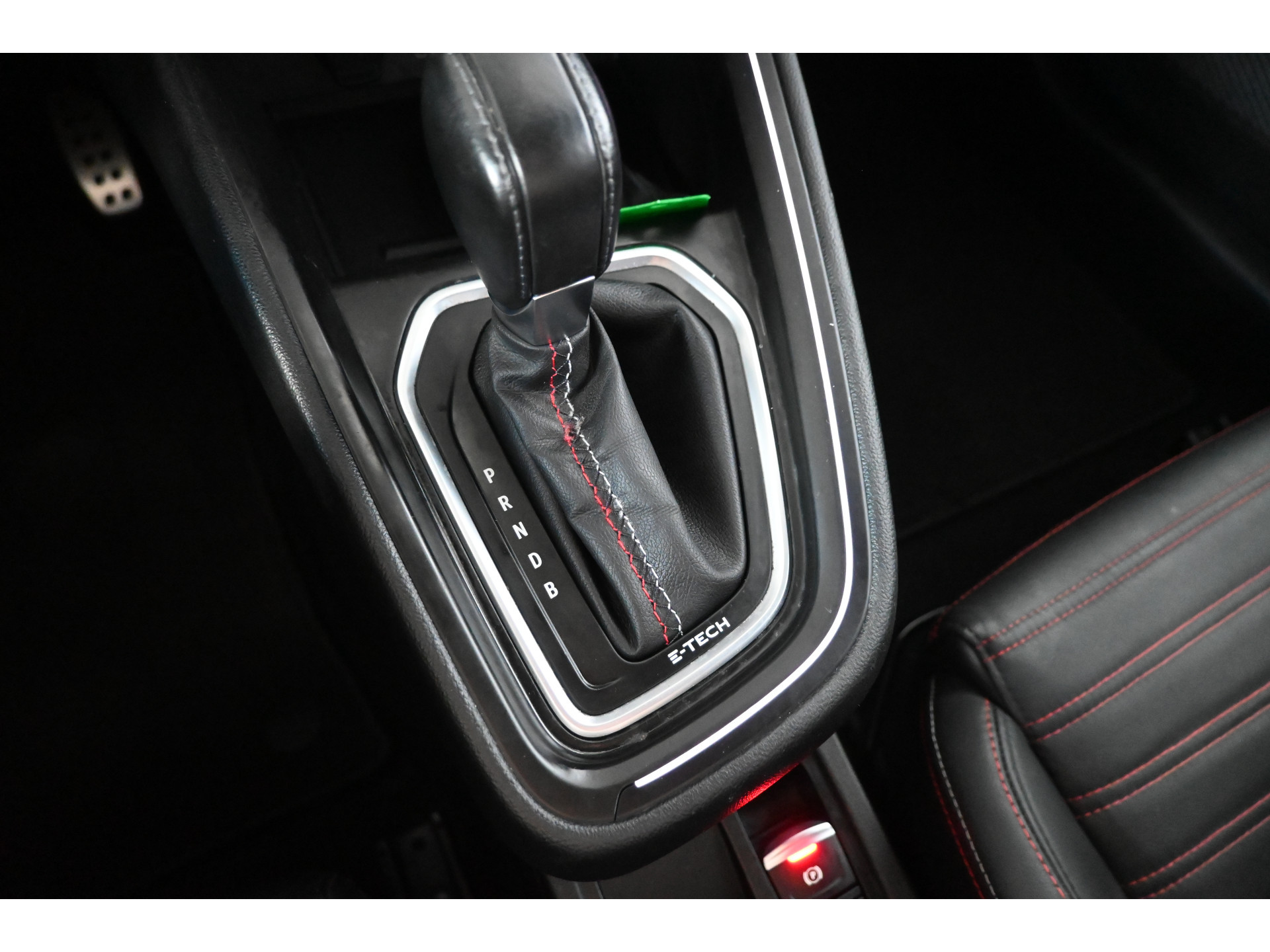 Renault Clio 1.6 E-Tech Hybrid 140 R.S. Line Navigatie Cruise Trekhaak Clima 1e Eigenaar 100% Onderhouden! Inruil Mogelijk!