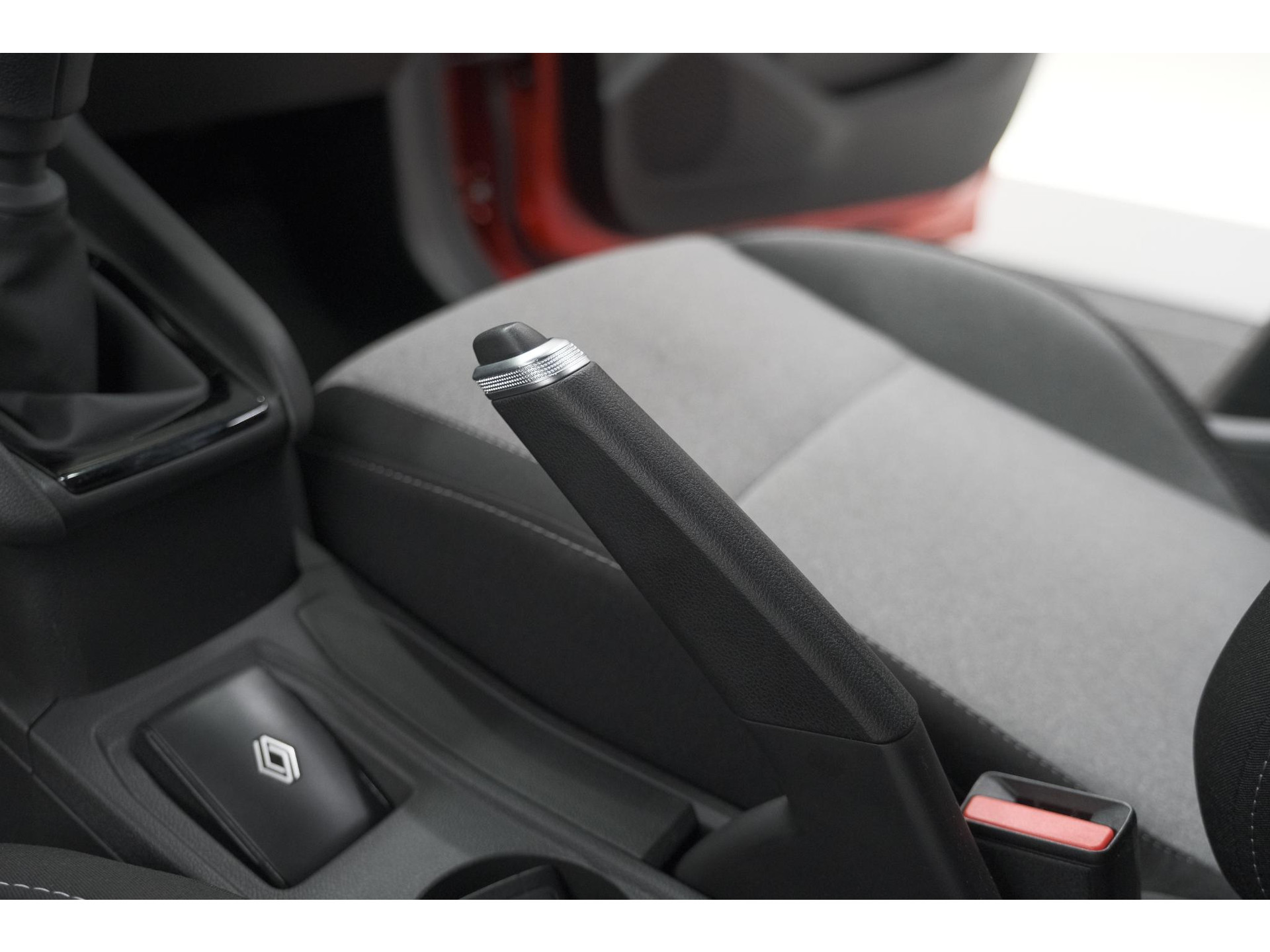 Renault Clio TCe 90 GPF evolution | Stoelverwarming | Parkeersensoren | Navigatie | Apple Carplay