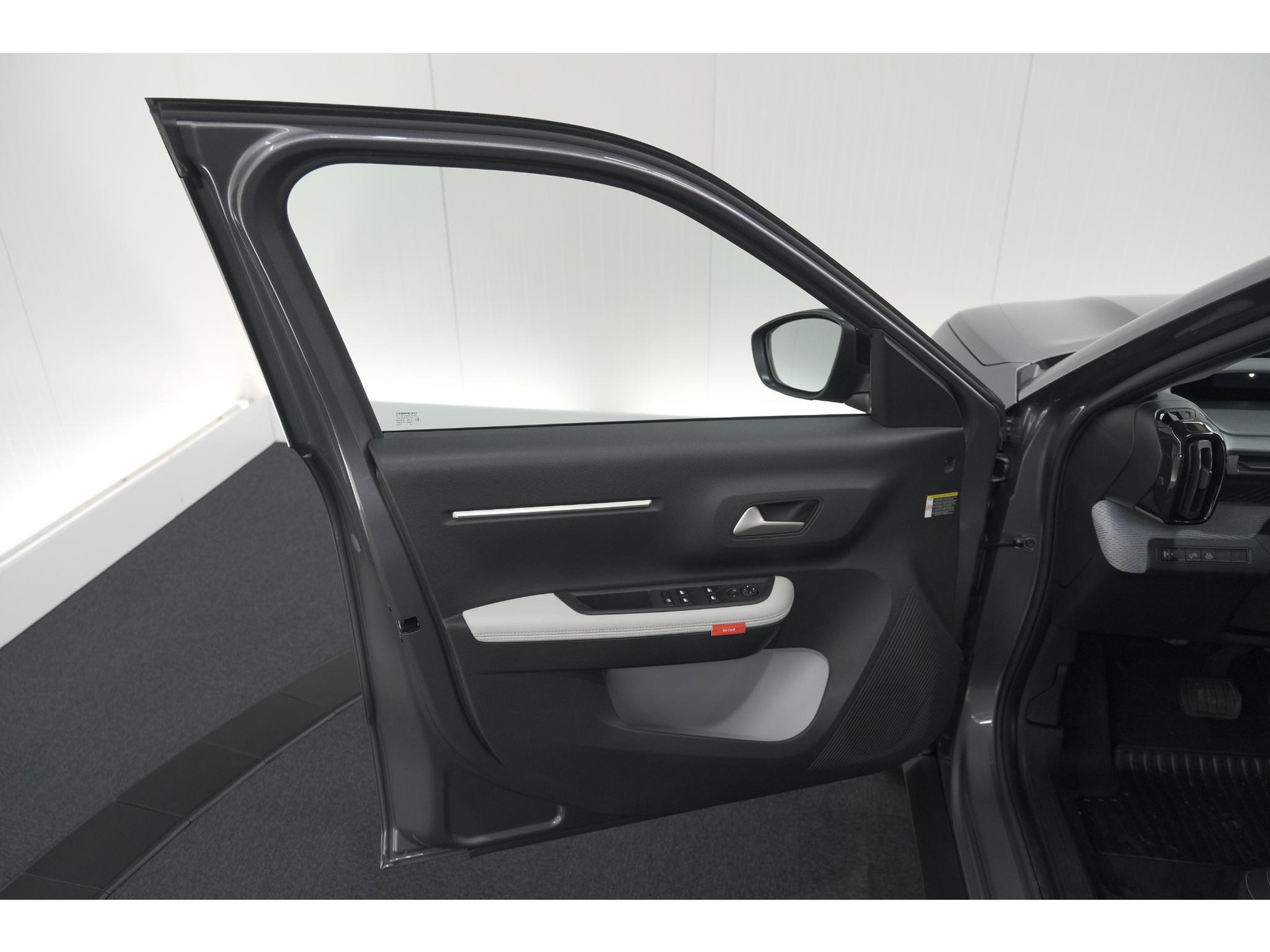 Citroen Ë-C3 Aircross Plus 113pk Extended Range 54 kWh | 11 KW Lader | Camera | Apple CarPlay | Parkeersensoren