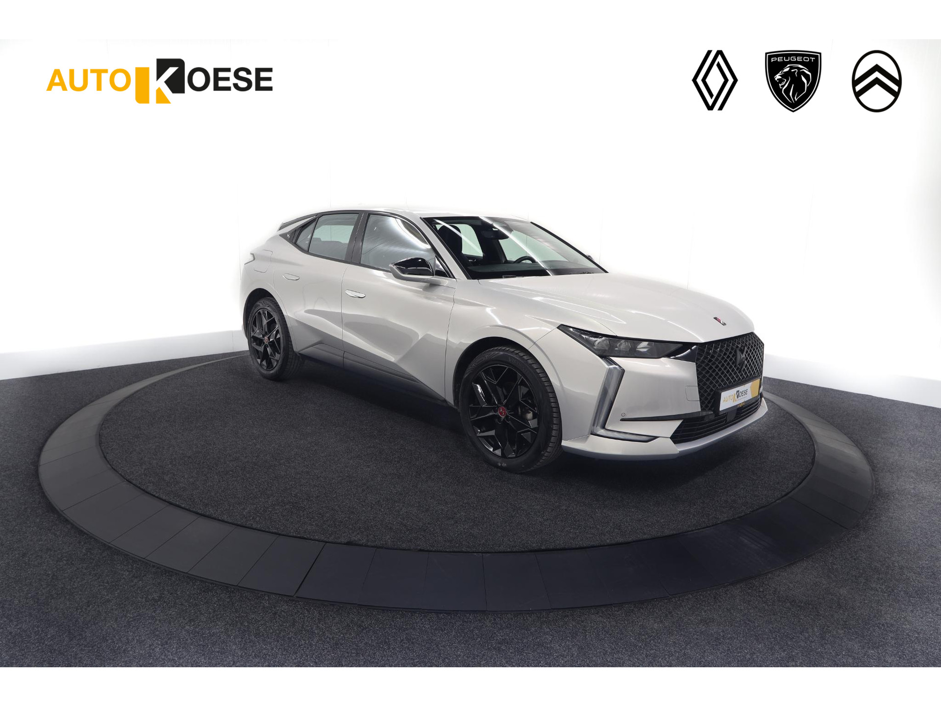 DS 4 PureTech 130 EAT8 Performance Line | Camera | Apple Carplay | Alcantara® bekleding | Parkeersensensoren